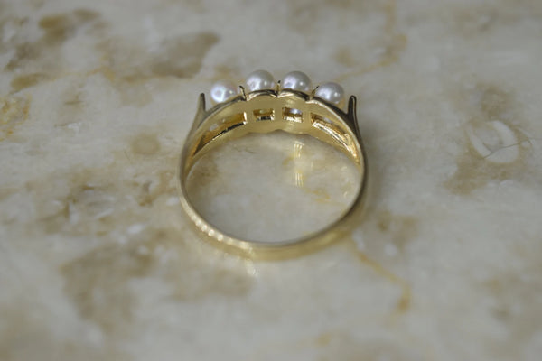 Vintage 14k Gold Ring with Pearls and Diamonds c.1980s