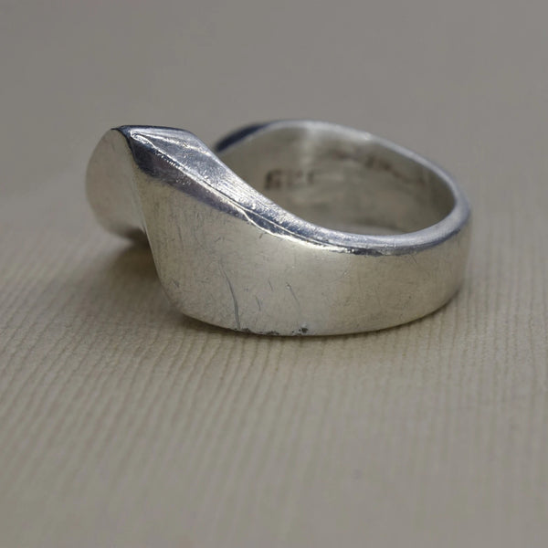 Vintage Modernist Mexican Silver Wave Ring c.1970s