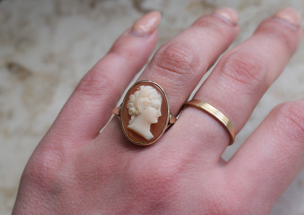 Antique Edwardian 14k Gold Carved Shell Cameo Ring