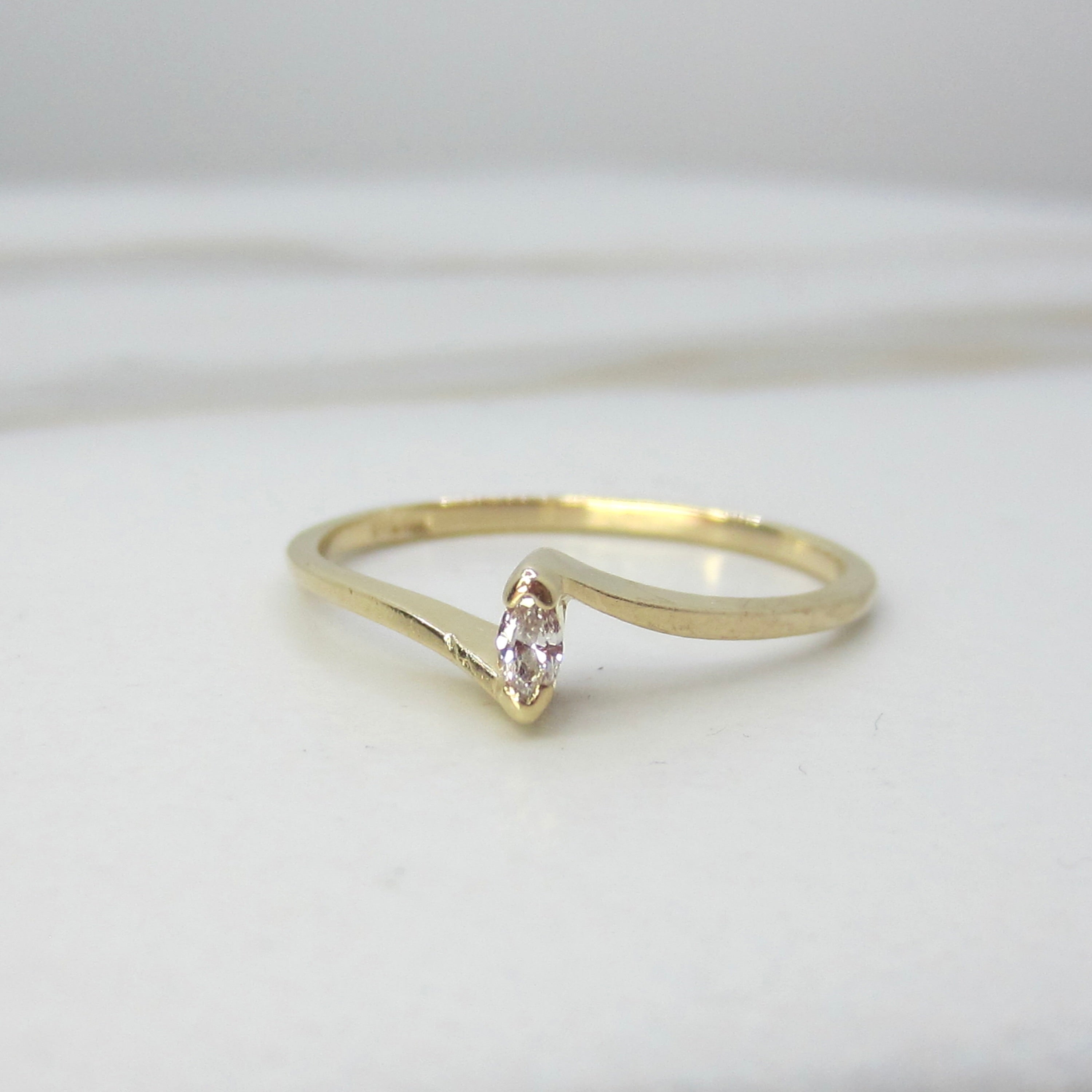 Vintage 14k Gold Modernist Marquise Diamond Ring c.1970s
