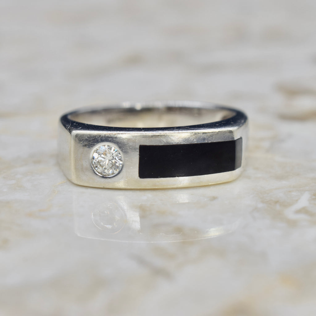 Vintage Modernist 14k White Gold Onyx and .15 ct Diamond Ring c.1970s
