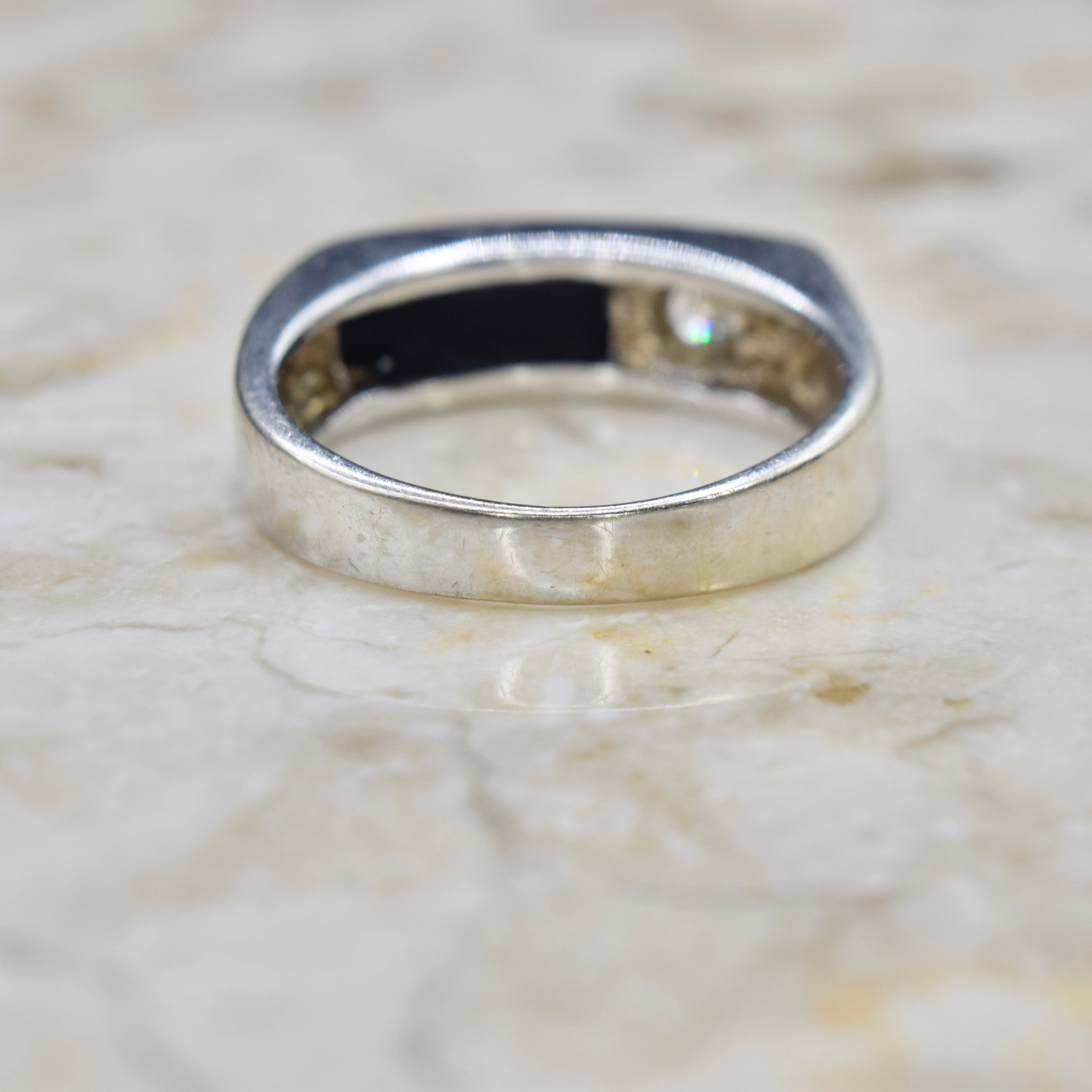 Vintage Modernist 14k White Gold Onyx and .15 ct Diamond Ring c.1970s