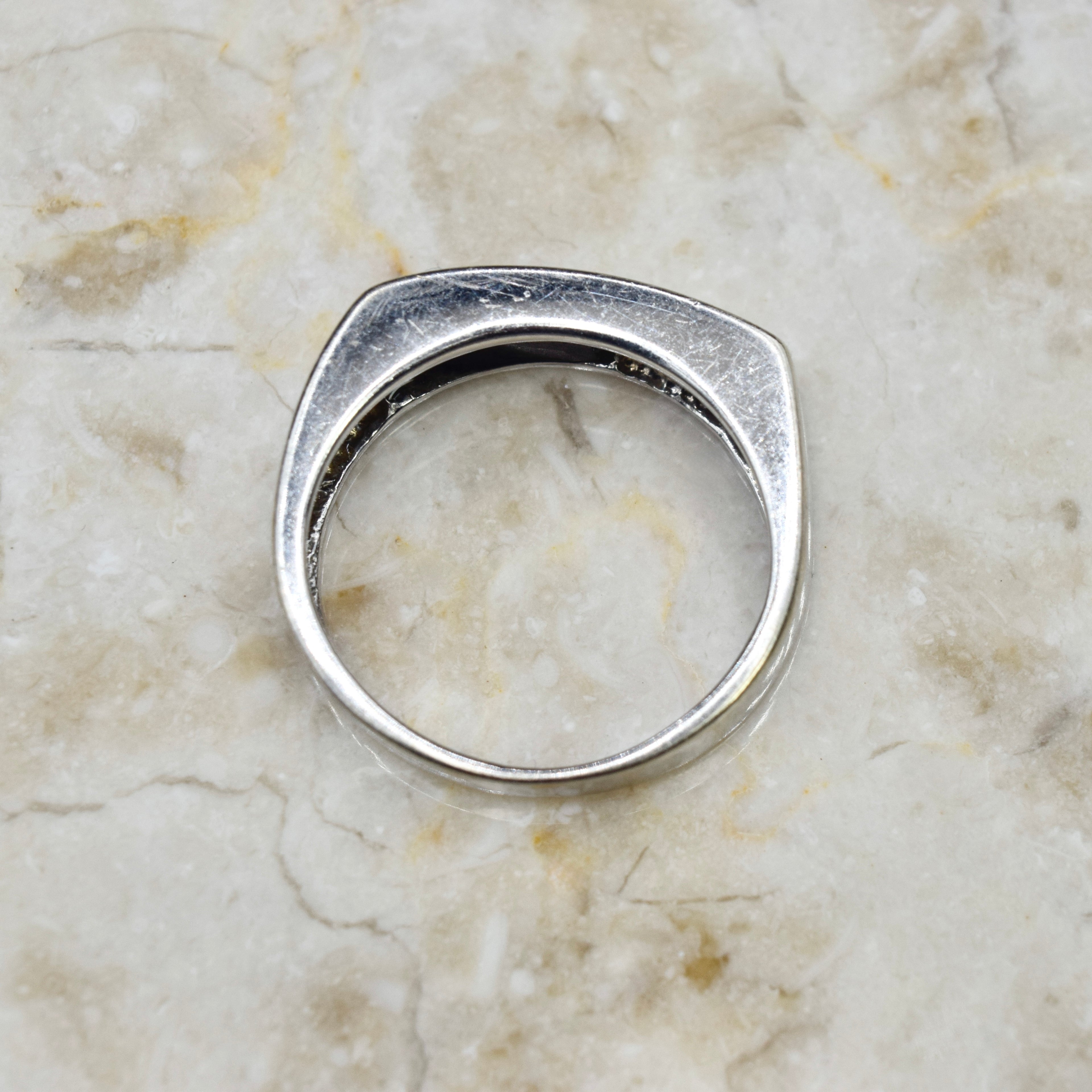 Vintage Modernist 14k White Gold Onyx and .15 ct Diamond Ring c.1970s