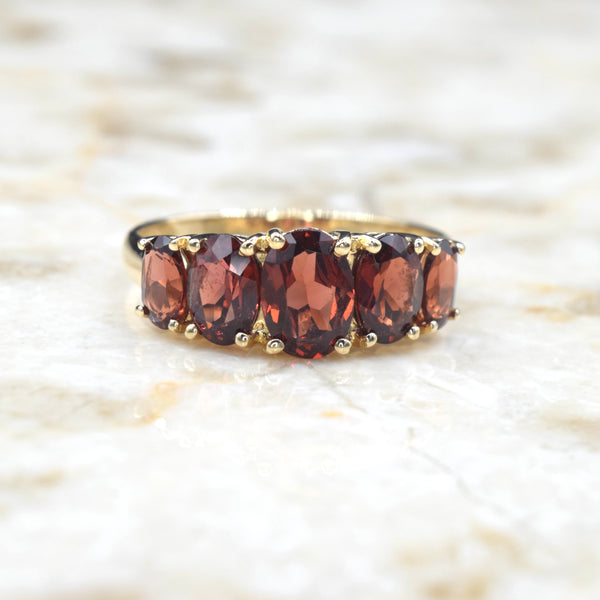 Vintage 14k Gold Five Stone Garnet Ring c.1990s