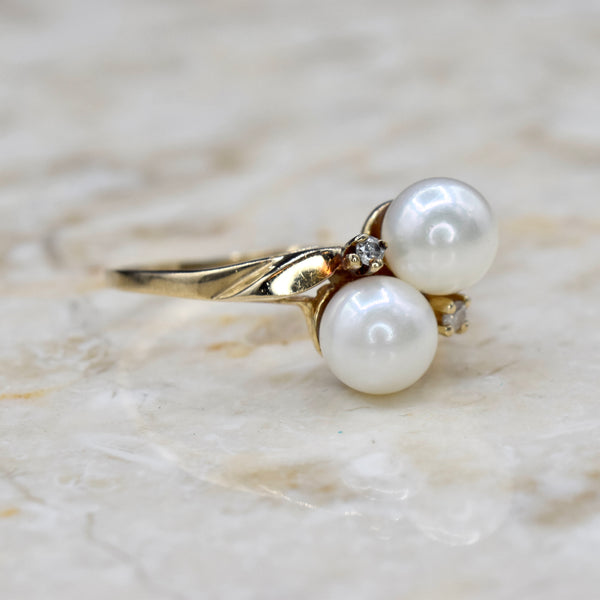 Vintage 14k Gold Pearl and Diamond Toi et Moi Ring