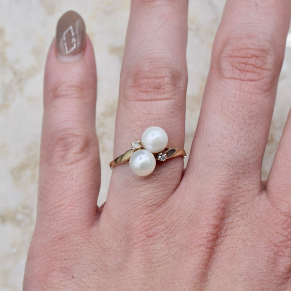 Vintage 14k Gold Pearl and Diamond Toi et Moi Ring