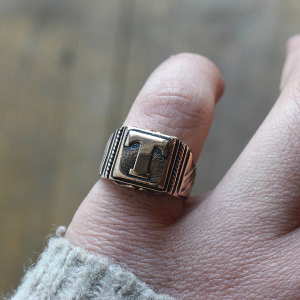 Vintage 14k Gold T Signet Ring c.1950s