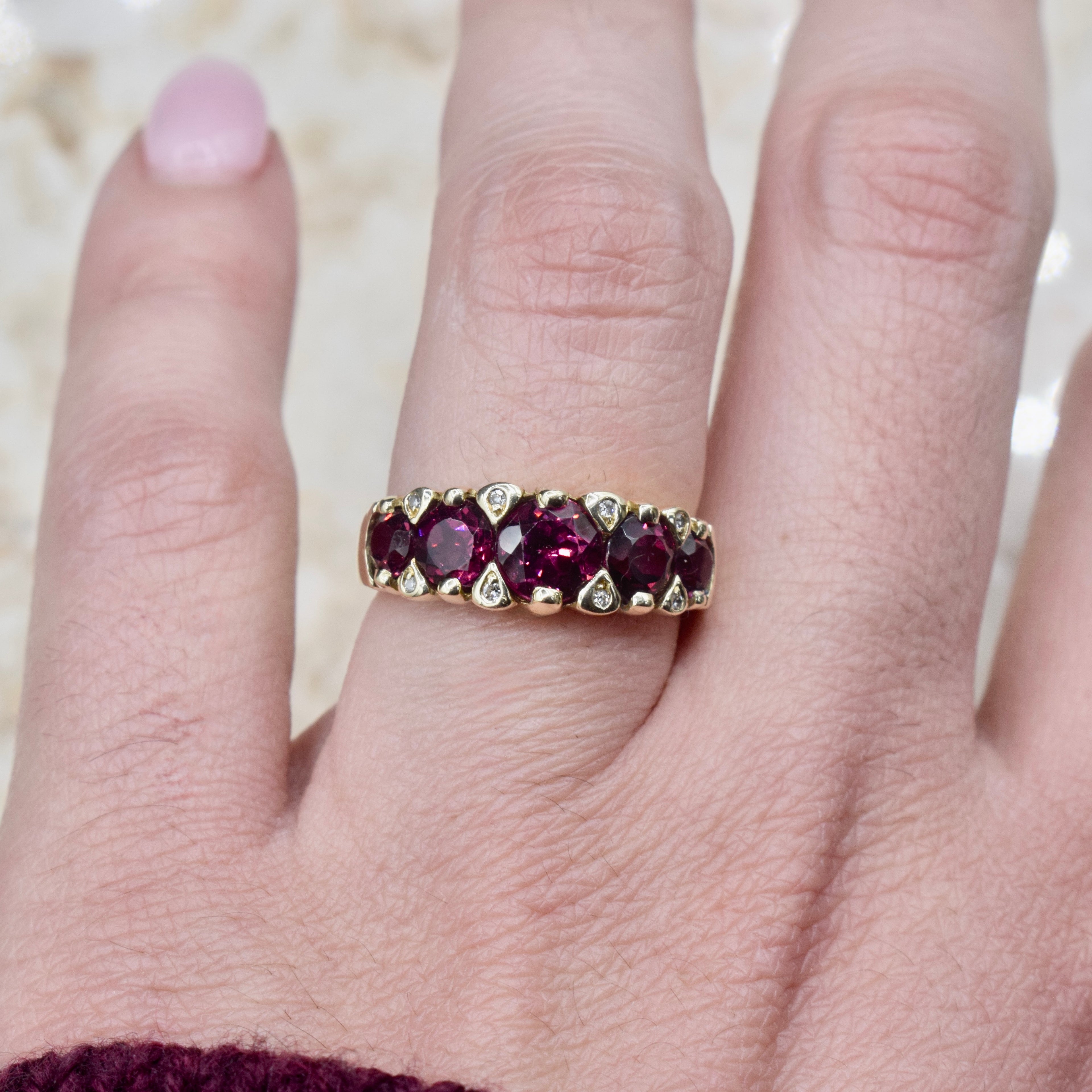 Vintage 14k Gold Garnet and Diamond Ring c.1990s