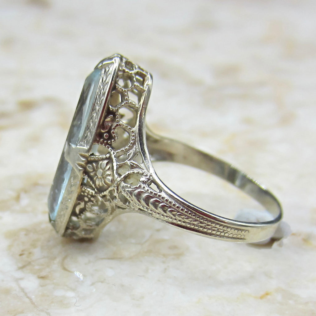 Antique Art Deco 14k Gold Aquamarine Ring c.1920s