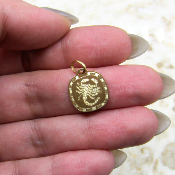 Estate Italian 18k Gold Scorpio Scorpion Charm