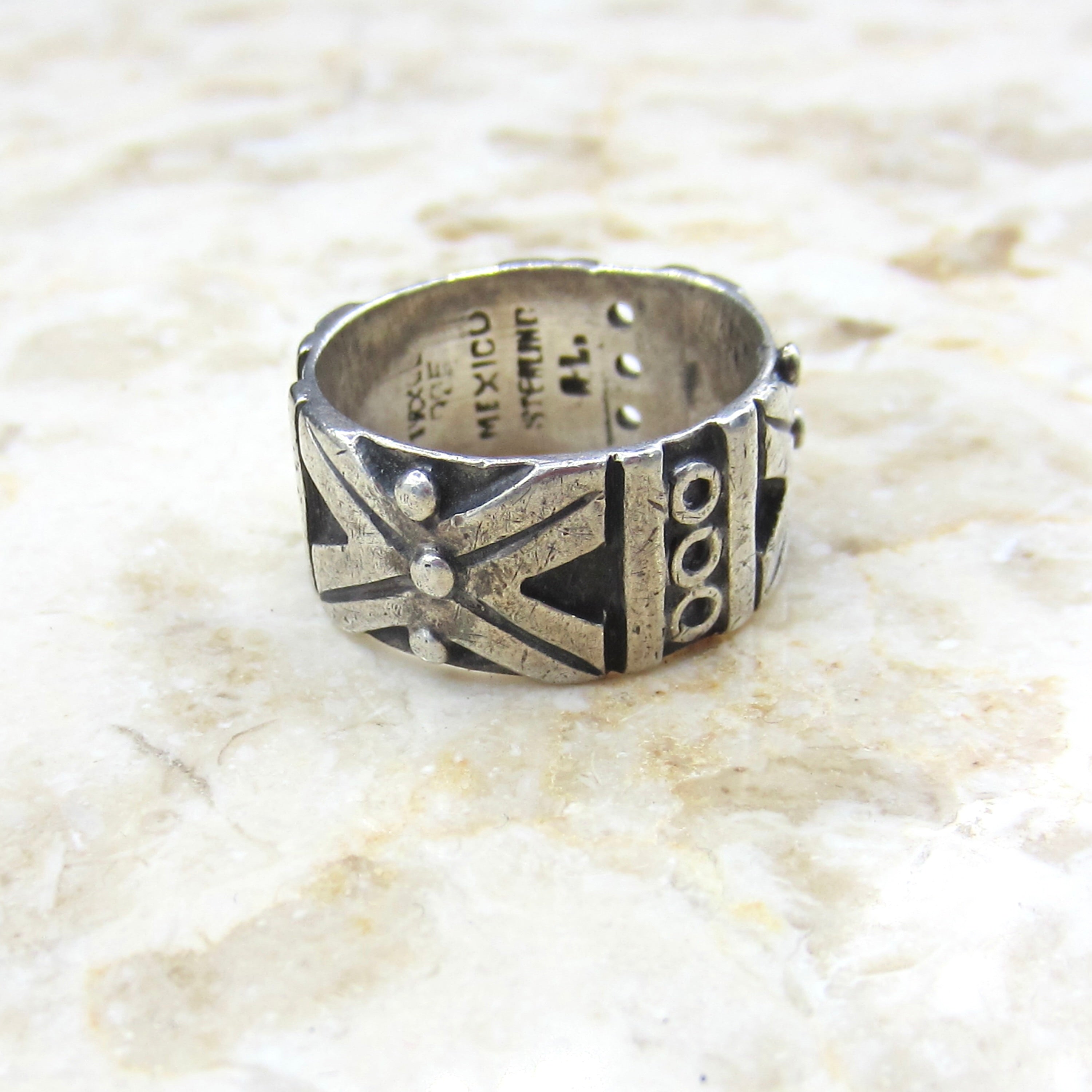 Vintage Taxco Mexican Sterling Silver Tribal Band Ring