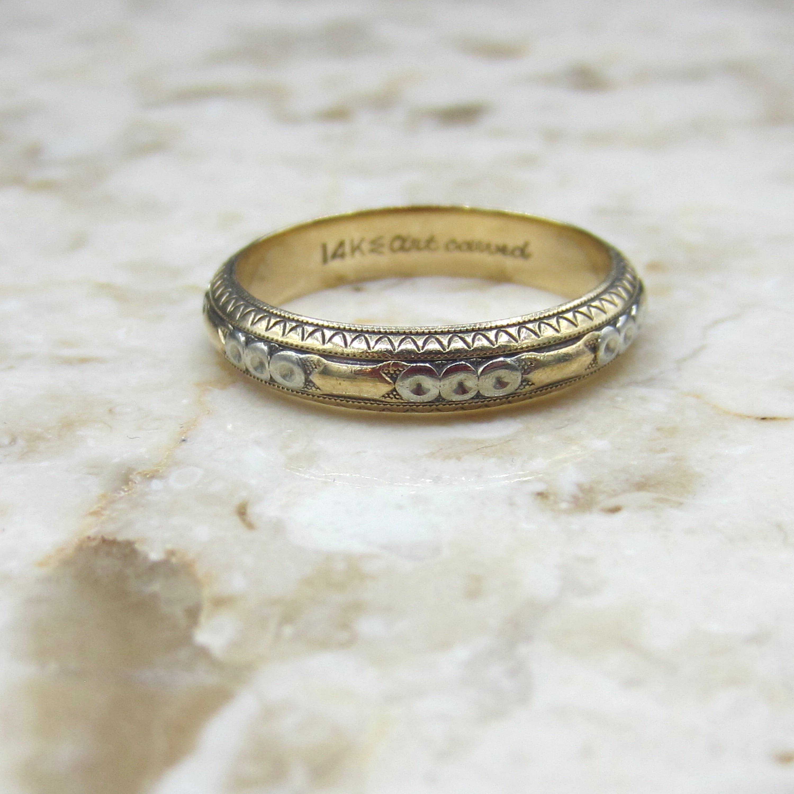 Vintage Art Deco Two Tone 14k Gold Band ARTCARVED Size 8.25