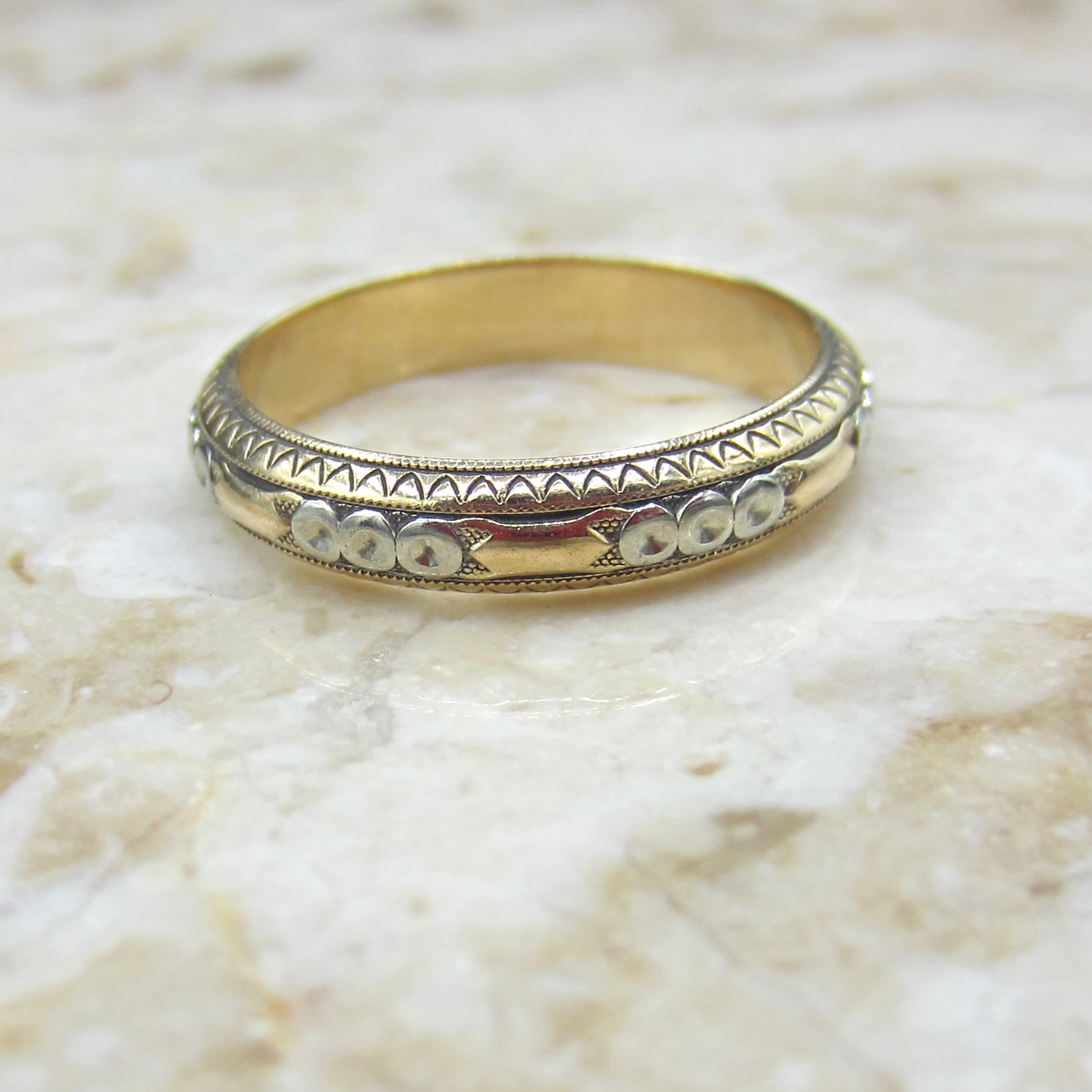 Vintage Art Deco Two Tone 14k Gold Band ARTCARVED Size 8.25