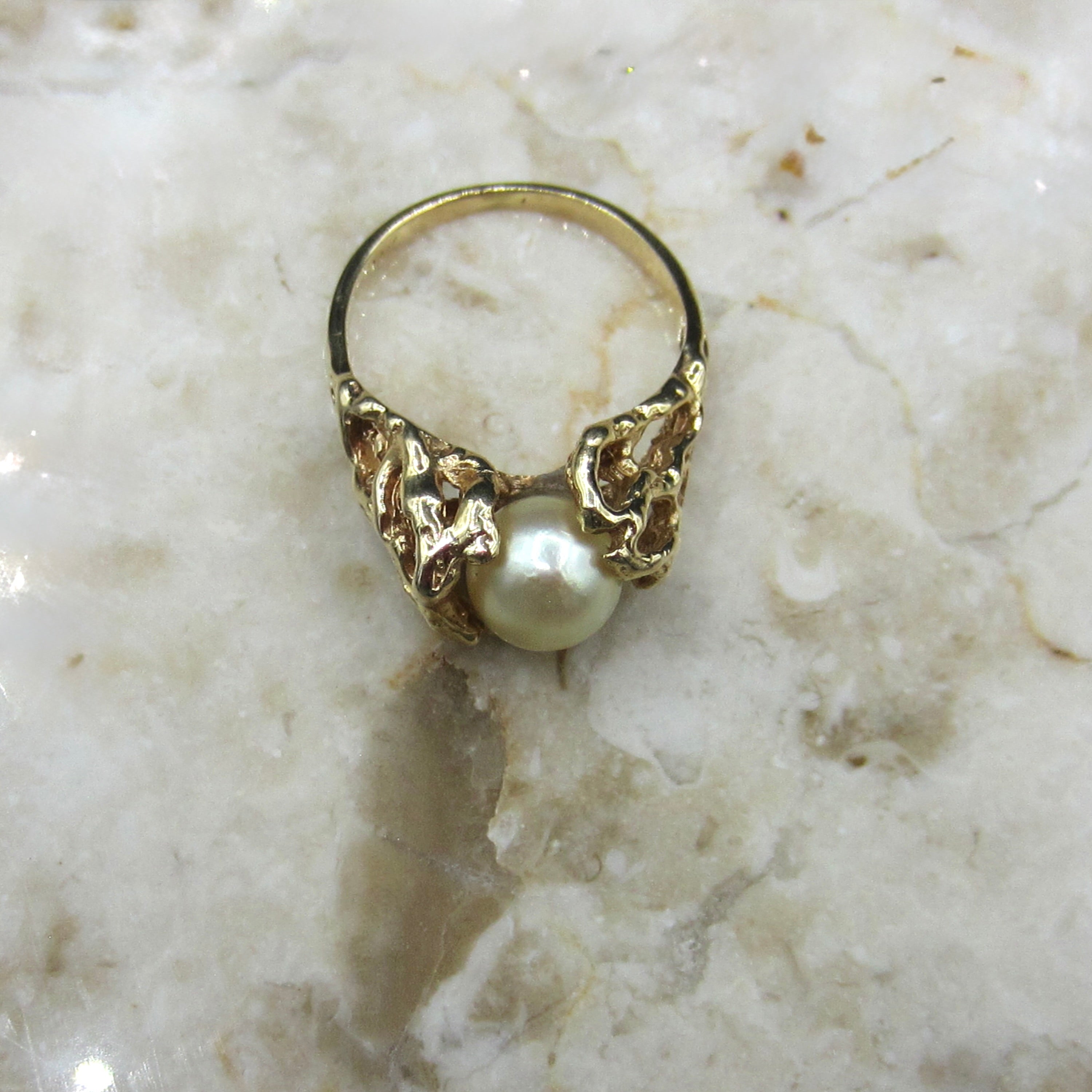 Vintage 14k Gold Brutalist Pearl Ring c.1970s