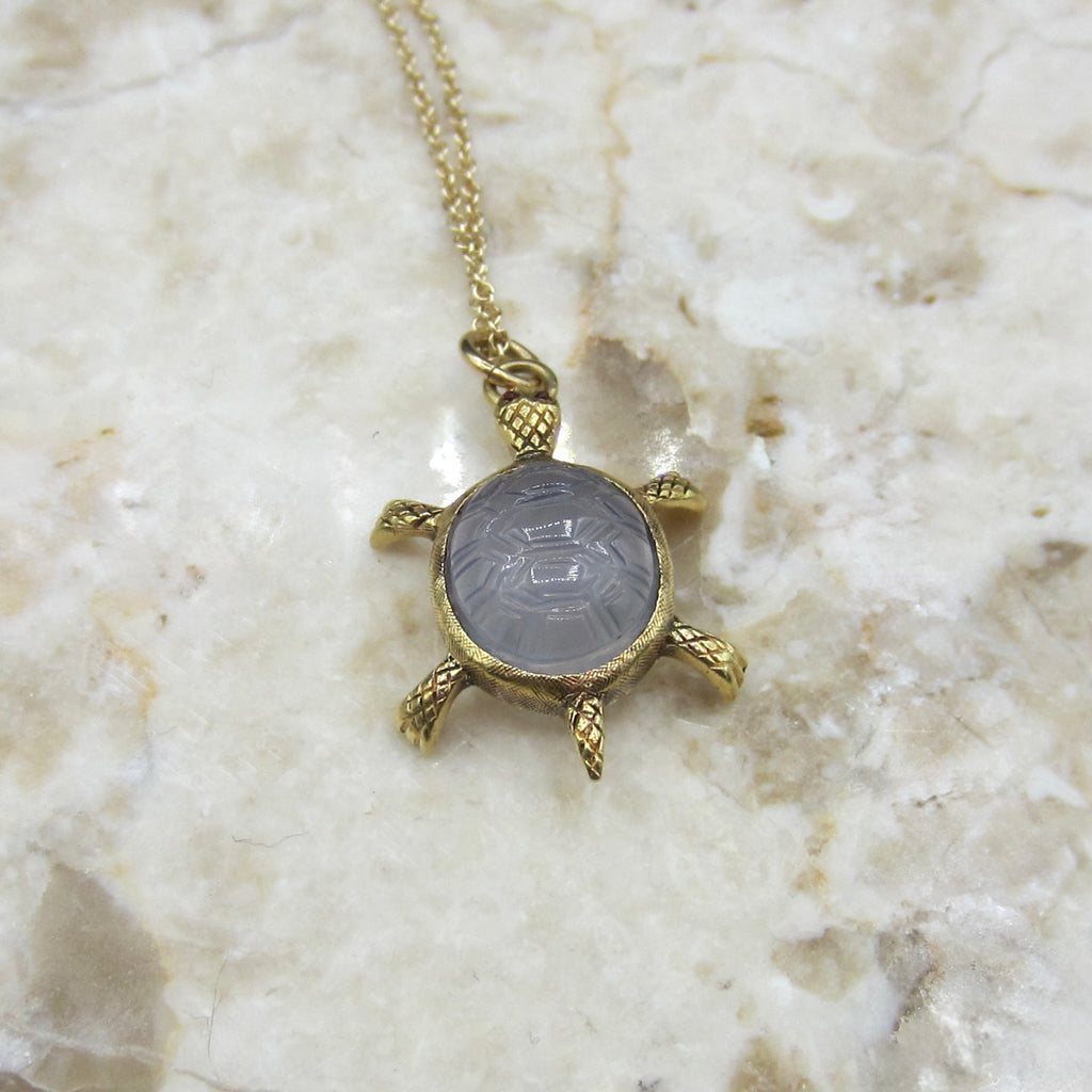 Vintage 18k Gold Amethyst Turtle Charm c.1970s