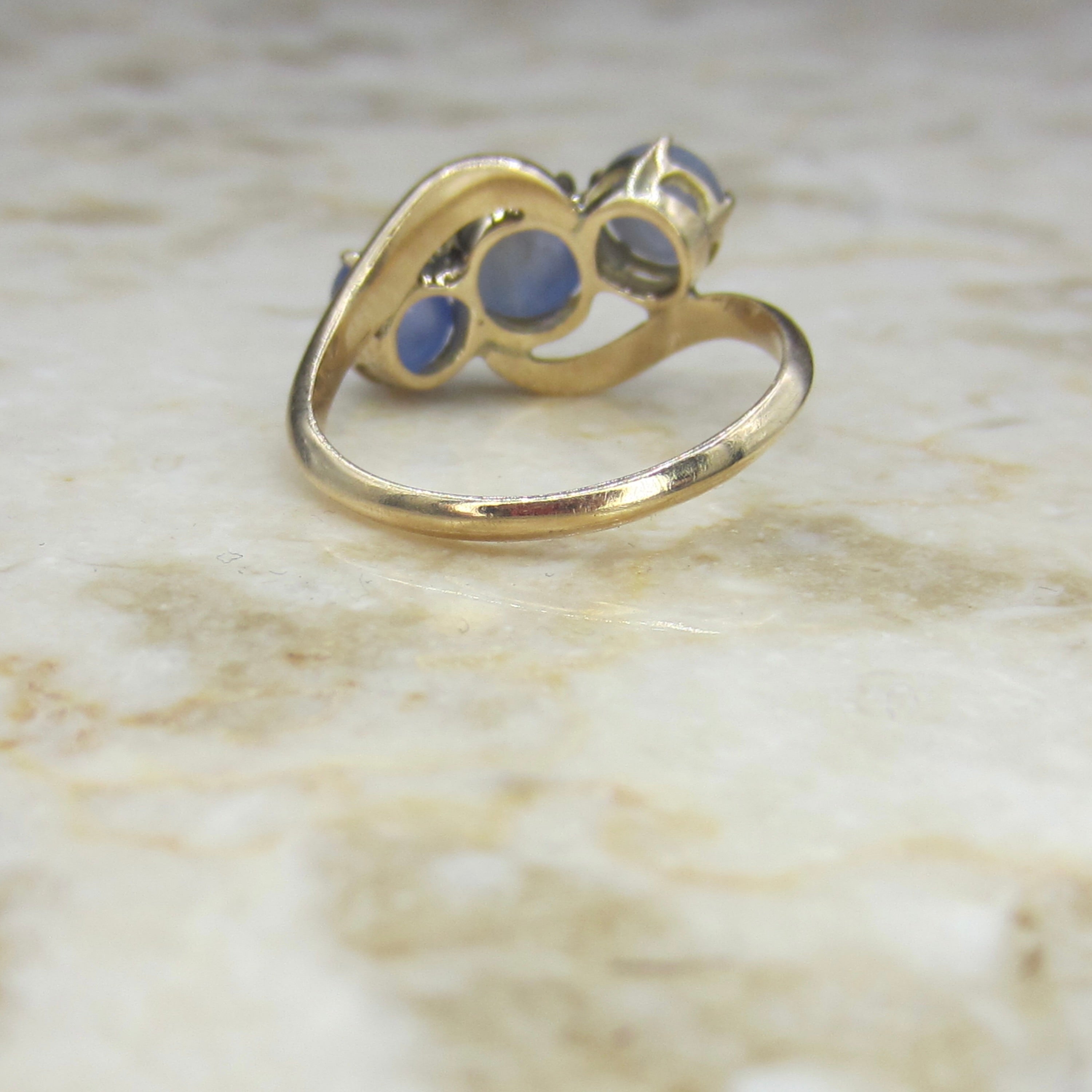 Vintage 14k Gold Triple Star Sapphire Ring c.1940s