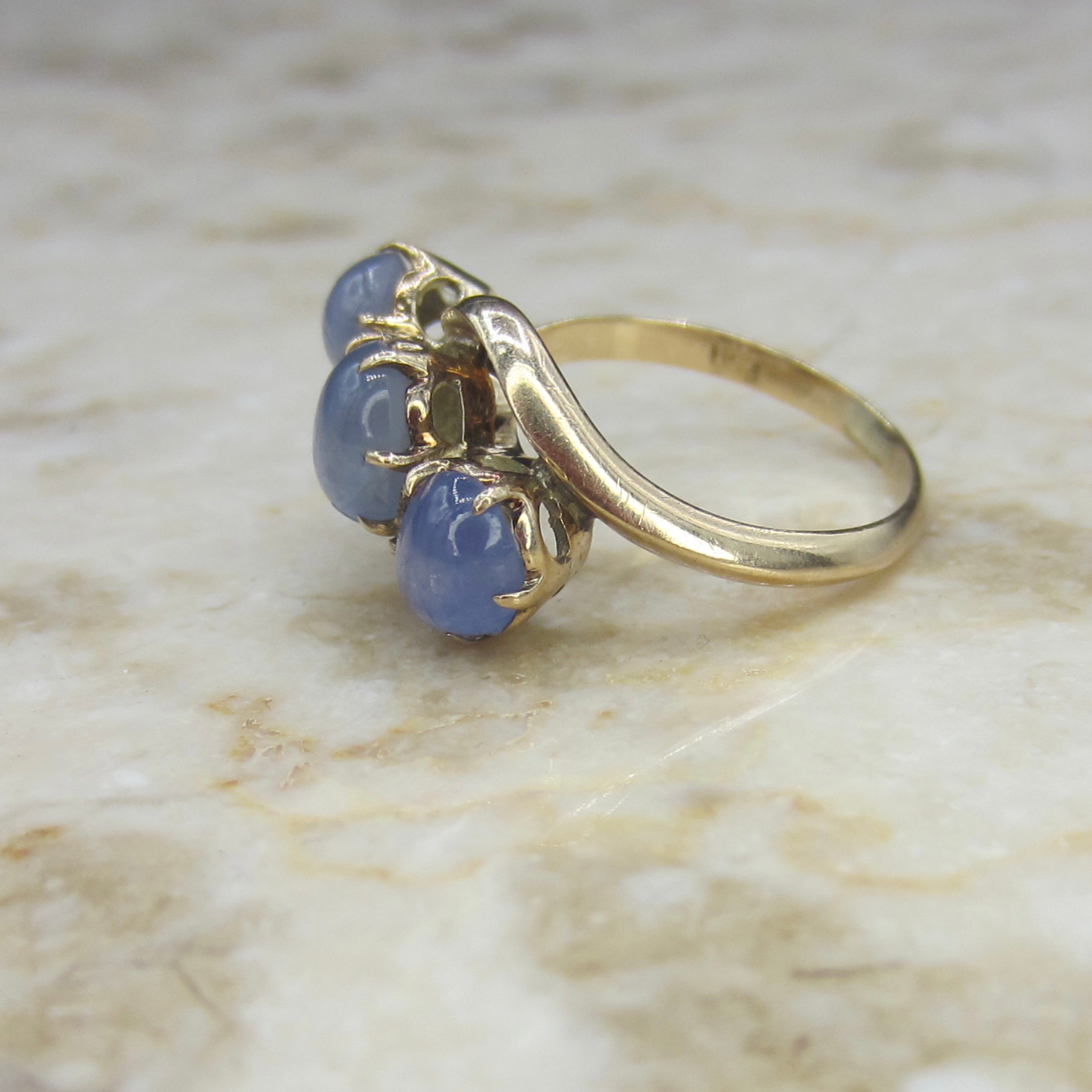 Vintage 14k Gold Triple Star Sapphire Ring c.1940s