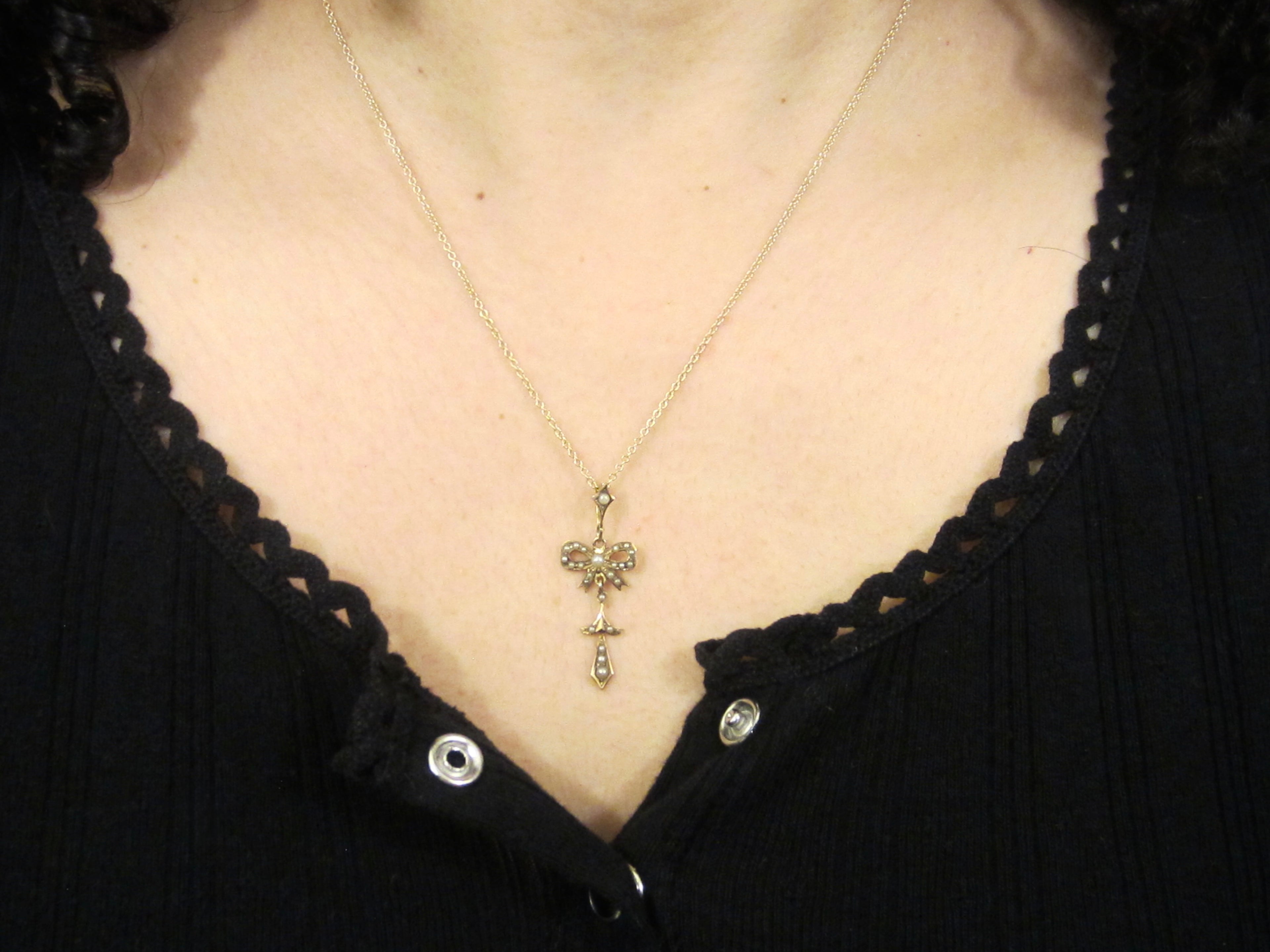 Antique Edwardian 14k Gold Seed Pearl Bow Lavaliere Charm Necklace c.1910