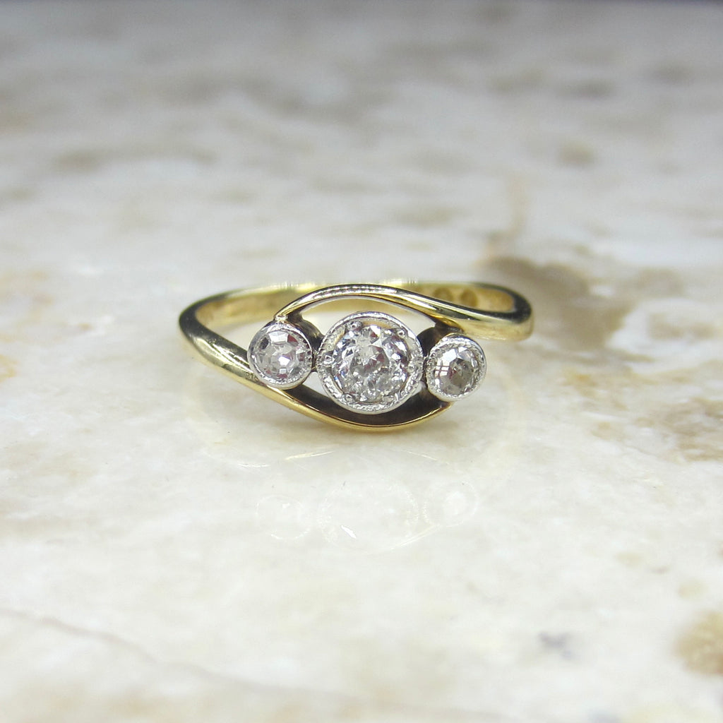 Vintage 18k Gold Bezel Set Diamond Trilogy Ring c.1930s