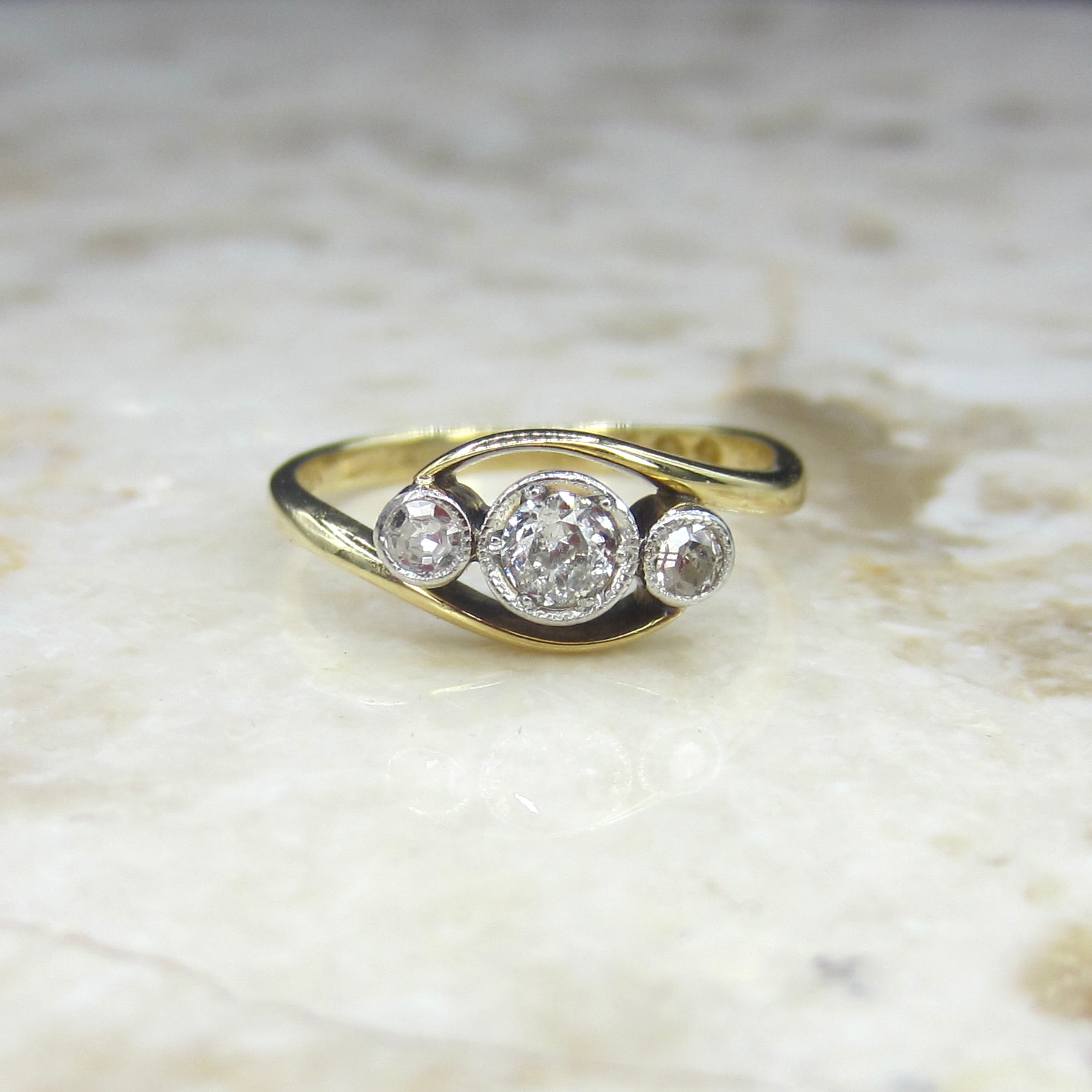Vintage 18k Gold Bezel Set Diamond Trilogy Ring c.1930s