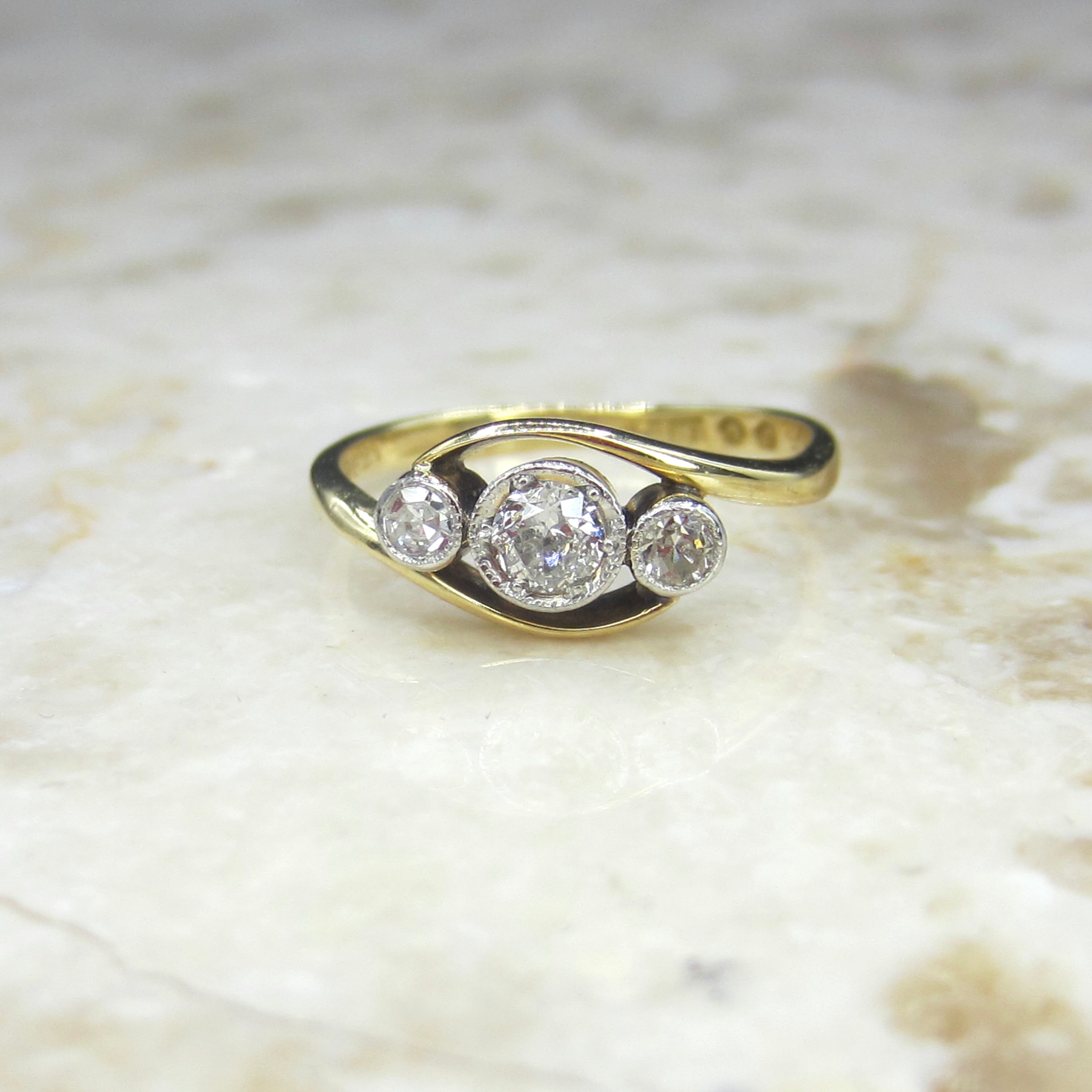 Vintage 18k Gold Bezel Set Diamond Trilogy Ring c.1930s