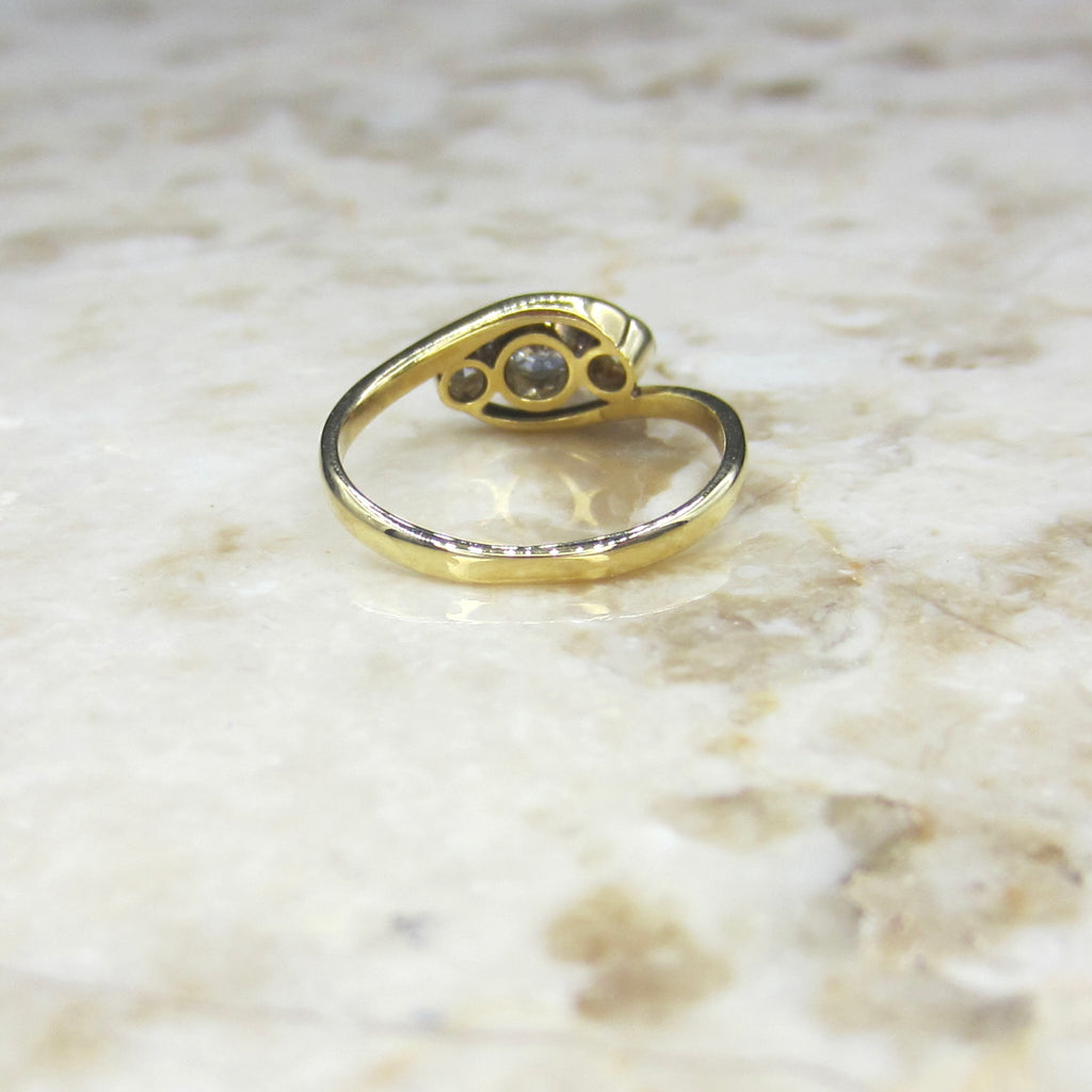 Vintage 18k Gold Bezel Set Diamond Trilogy Ring c.1930s