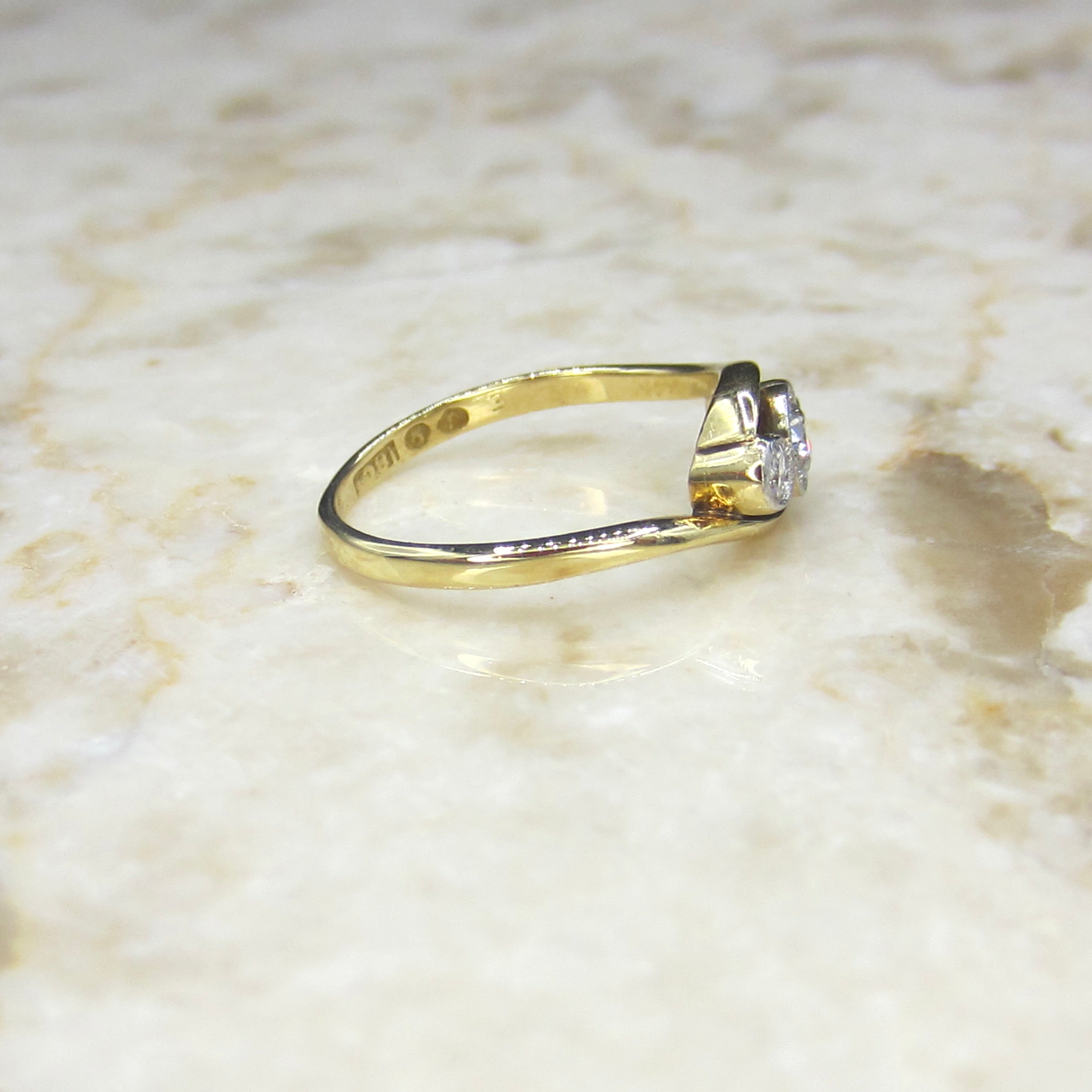 Vintage 18k Gold Bezel Set Diamond Trilogy Ring c.1930s