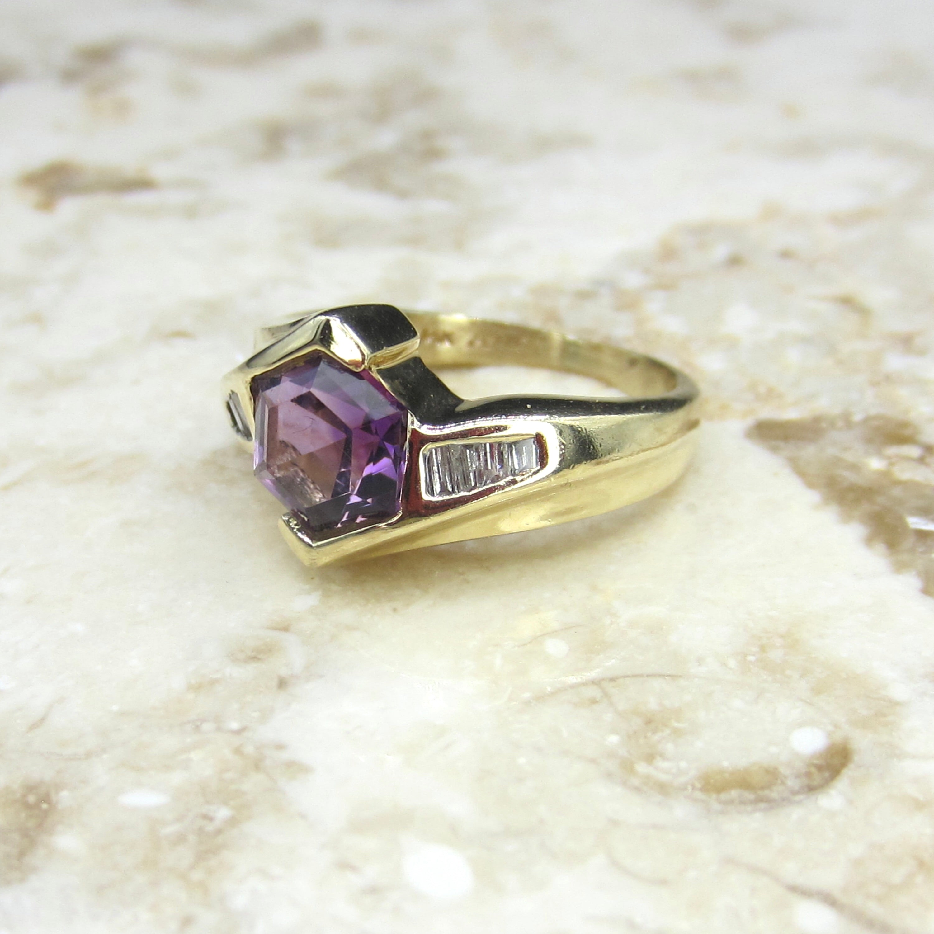 Vintage 14k Gold Hexagon Amethyst and Diamond Ring c.1990s