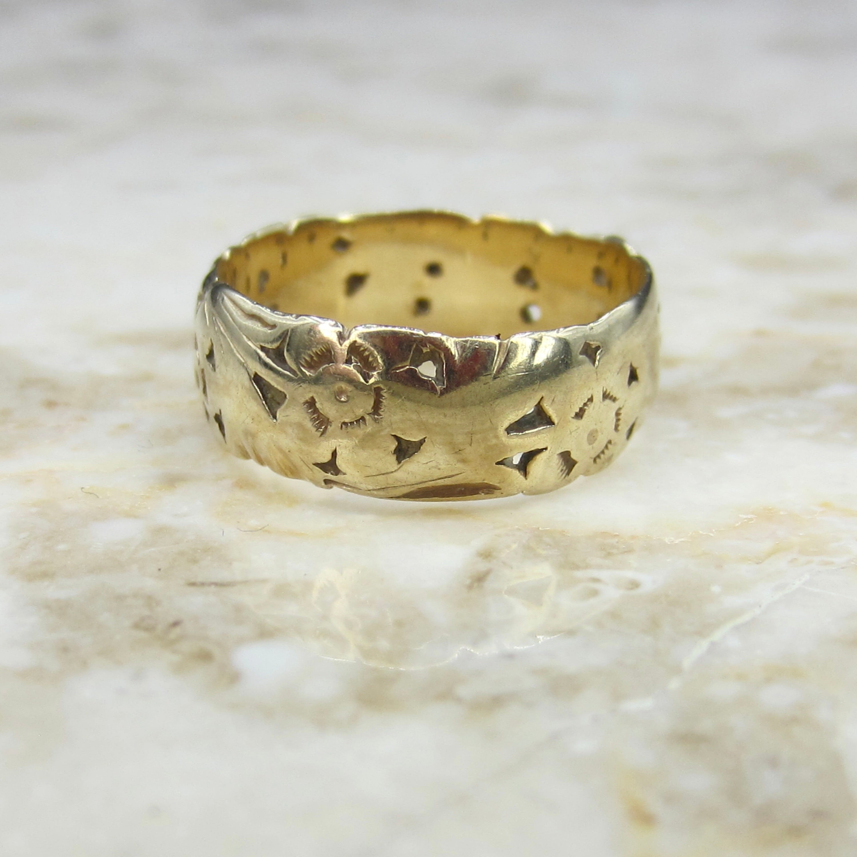 Vintage Faded Flower Band Ring c.1940s