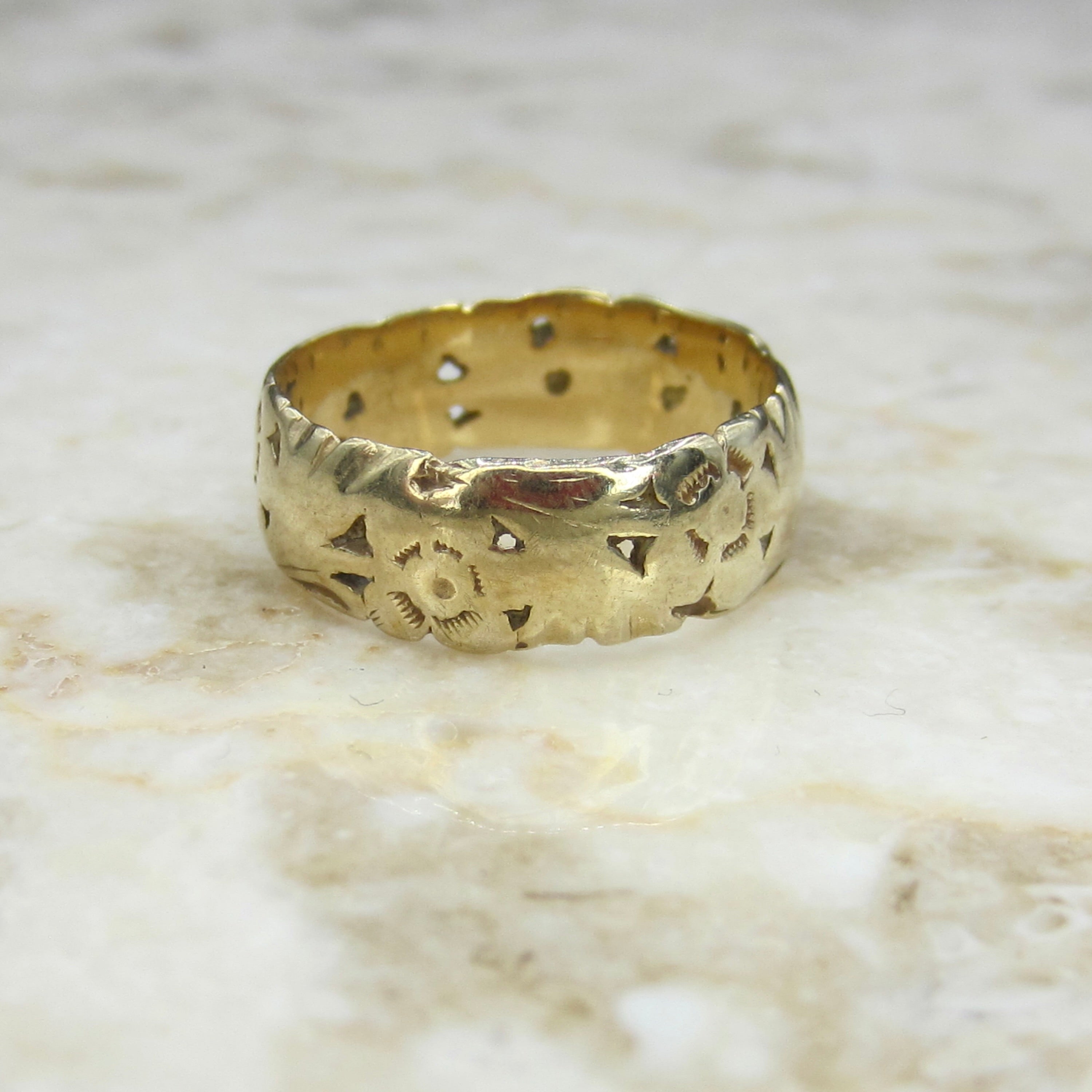 Vintage Faded Flower Band Ring c.1940s