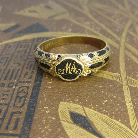 Antique 18k Gold Enamel Mourning Ring With Secret Compartment 1860