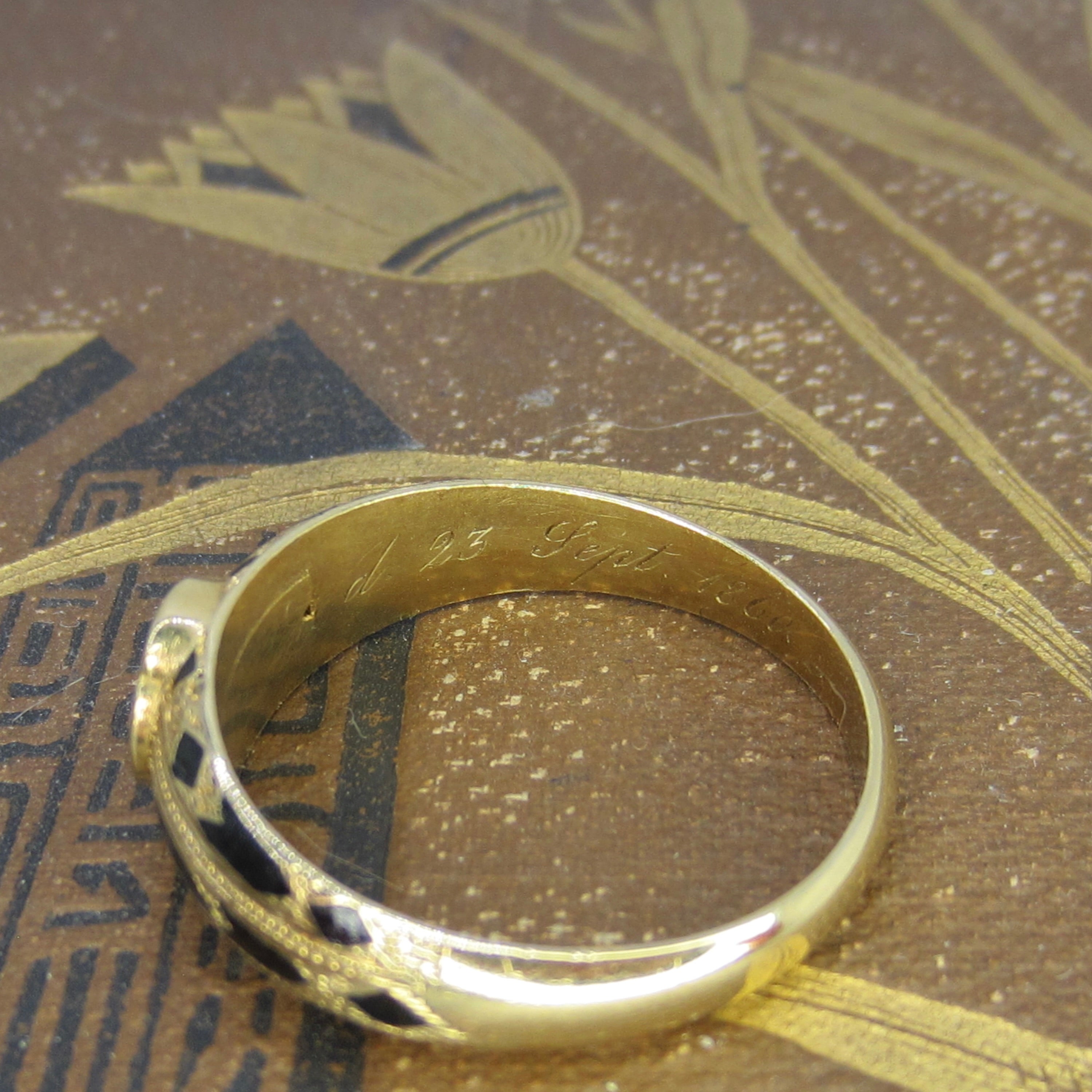 Antique 18k Gold Enamel Mourning Ring With Secret Compartment 1860