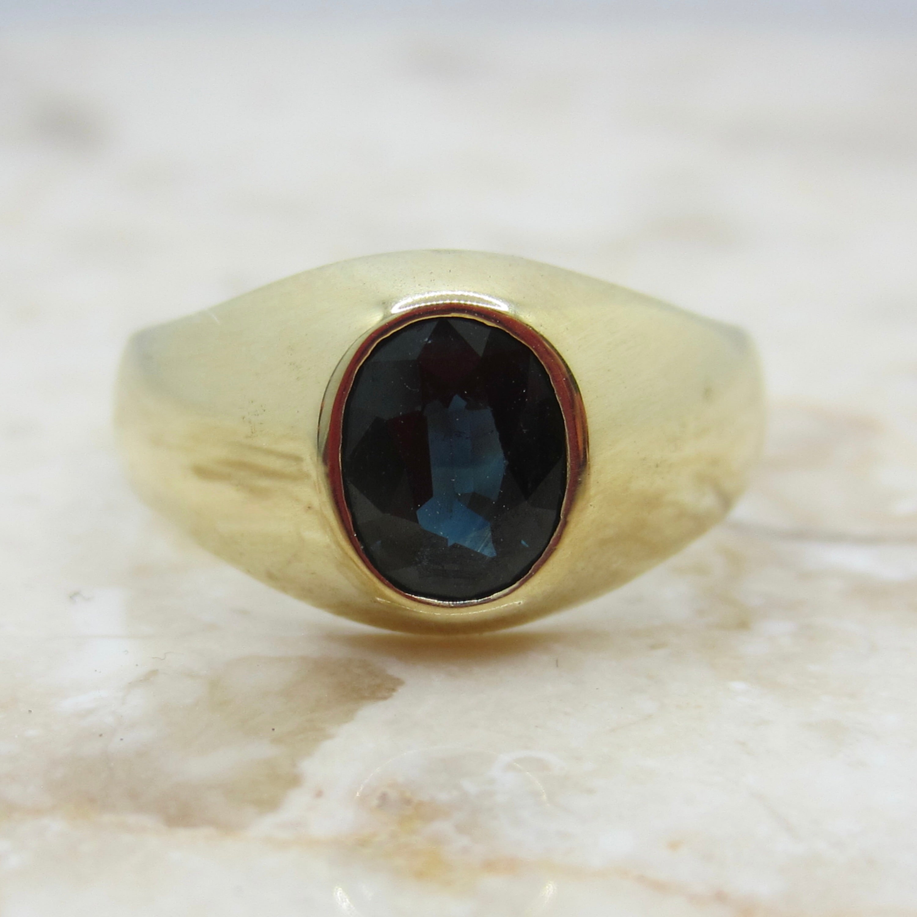 Vintage 14k Gold Bezel Set Oval Natural Sapphire Ring c.1990s
