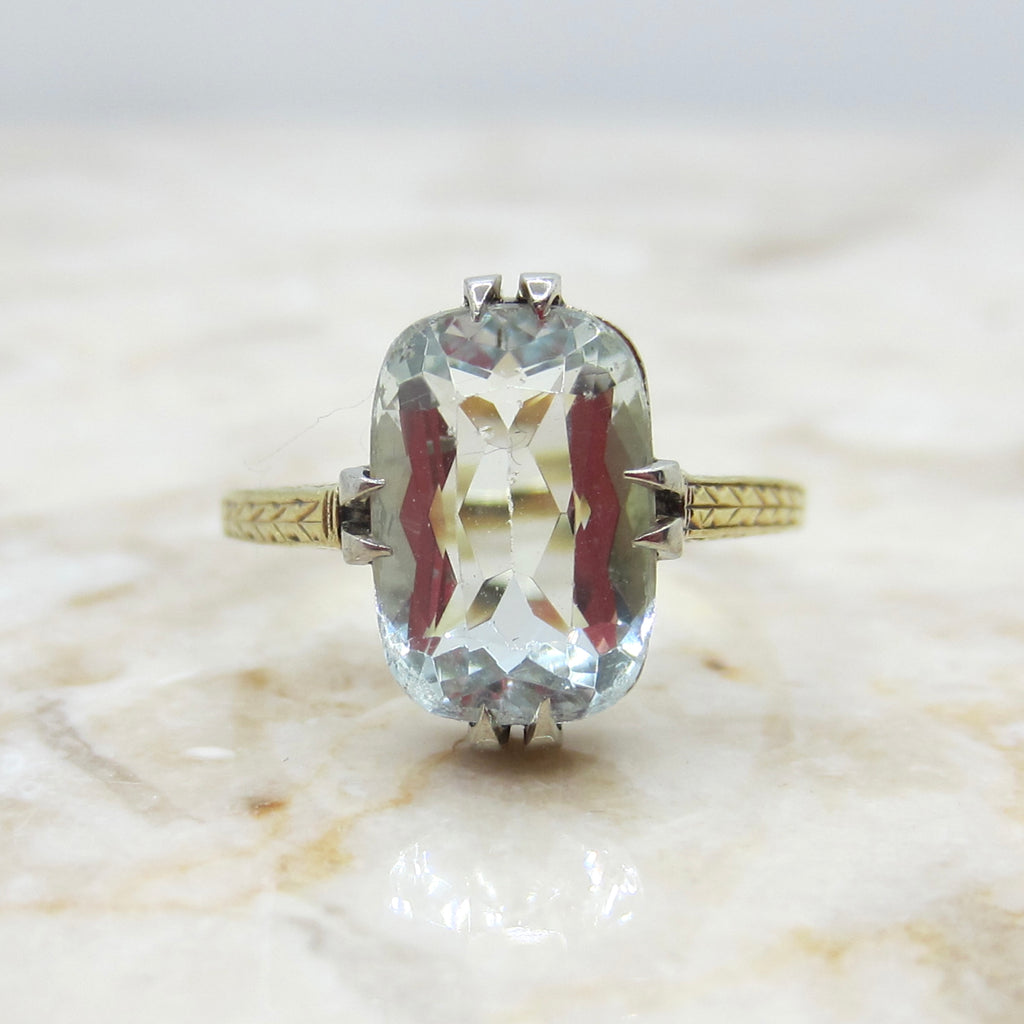 Antique Art Deco Natural Aquamarine 14k Gold Ring | Two-Tone Gold Setting with Engraved Shoulders