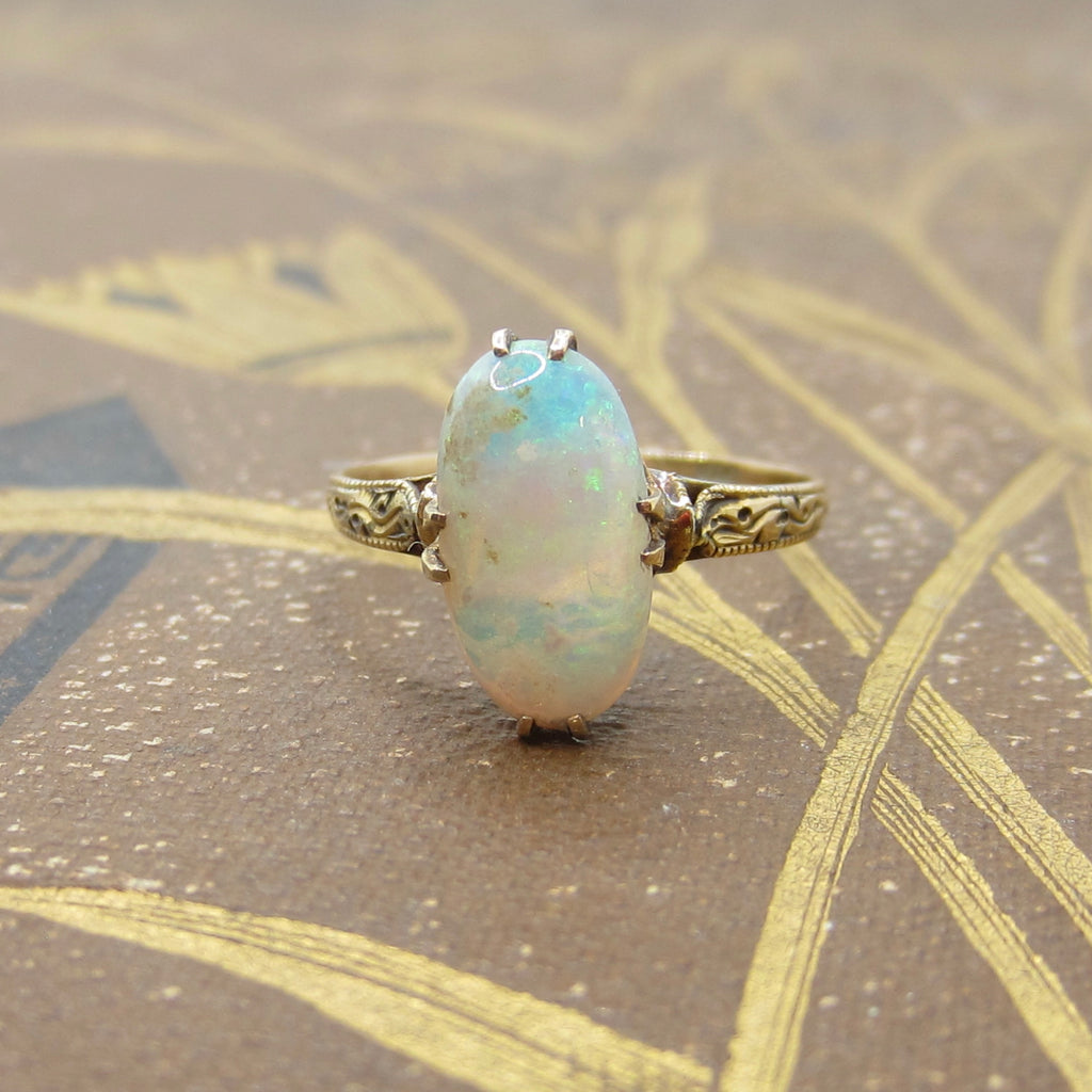 Antique 18k Gold Jelly Opal Ring c.1900