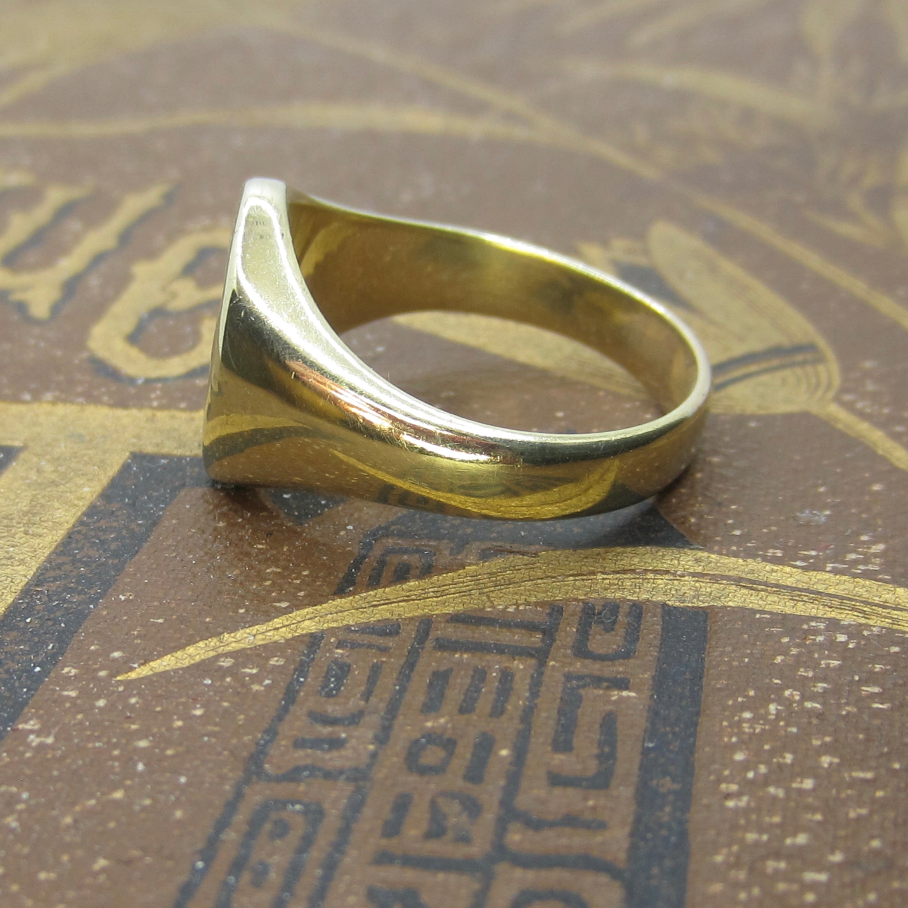 Vintage 14k gold Signet Ring COURAGE Horses Equestrian Mens Signet Ring c.1930s