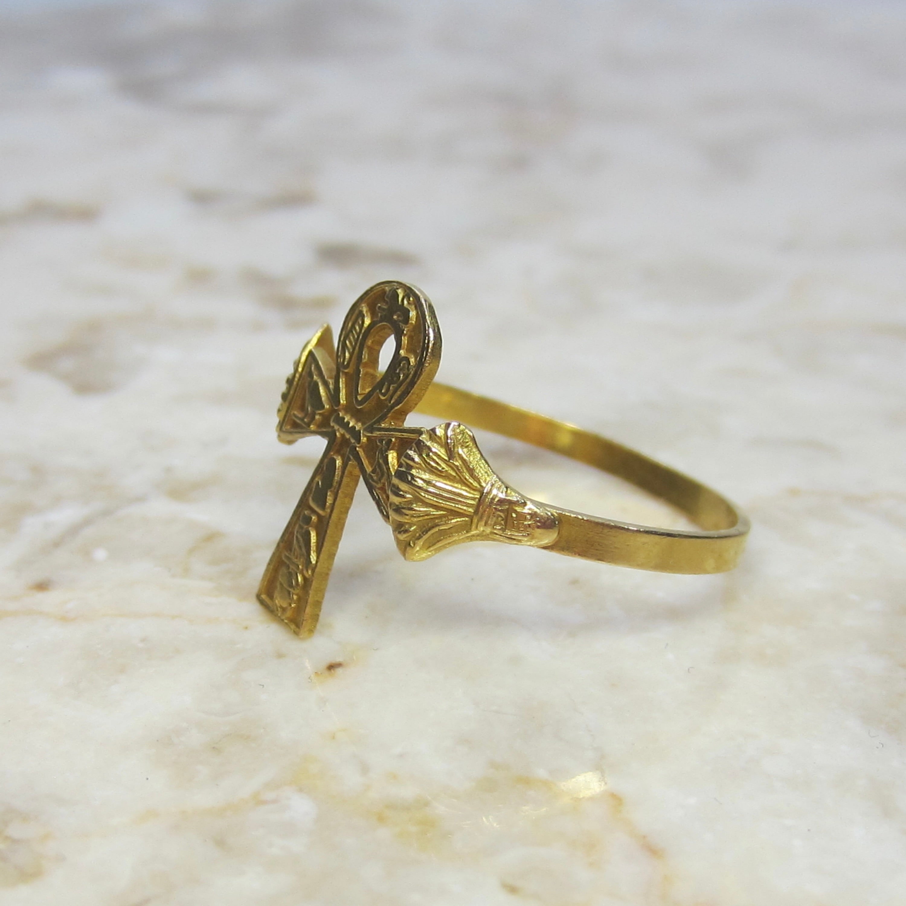 Modern Egyptian 18k Gold Ankh Ring with Hieroglyphs