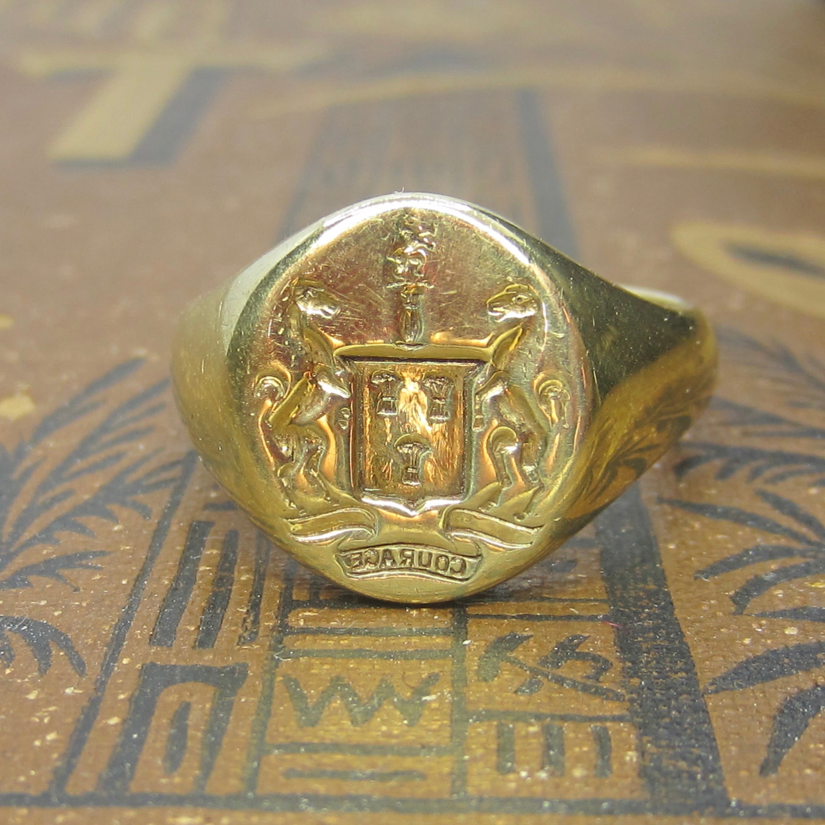 Vintage 14k gold Signet Ring COURAGE Horses Equestrian Mens Signet Ring c.1930s