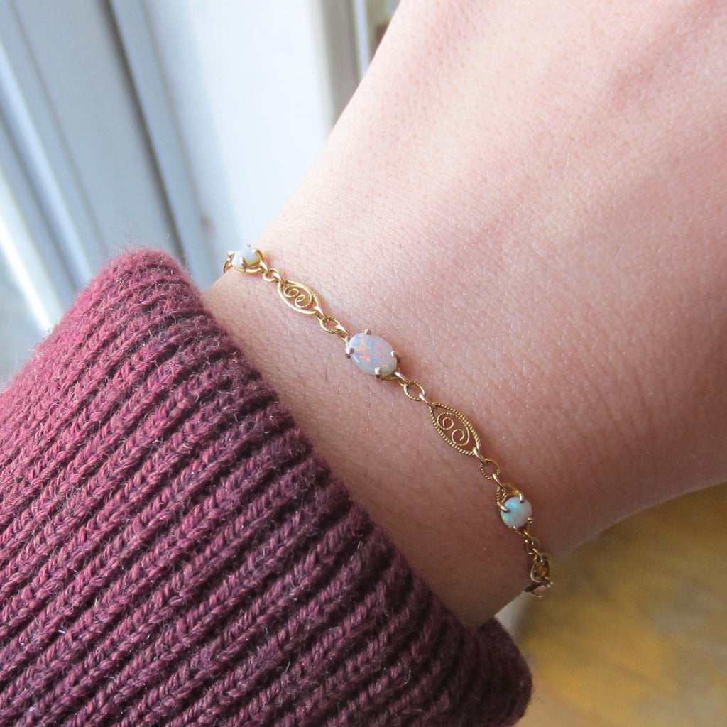 Vintage 14k Gold Filigree Opal Bracelet c.1980s