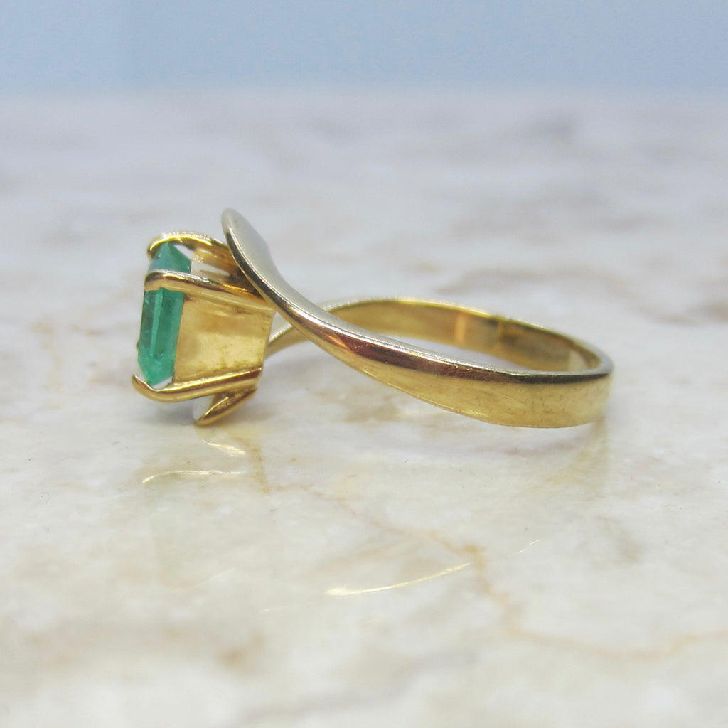 Vintage 18k Gold 1.30 ct Emerald Ring c.1980s