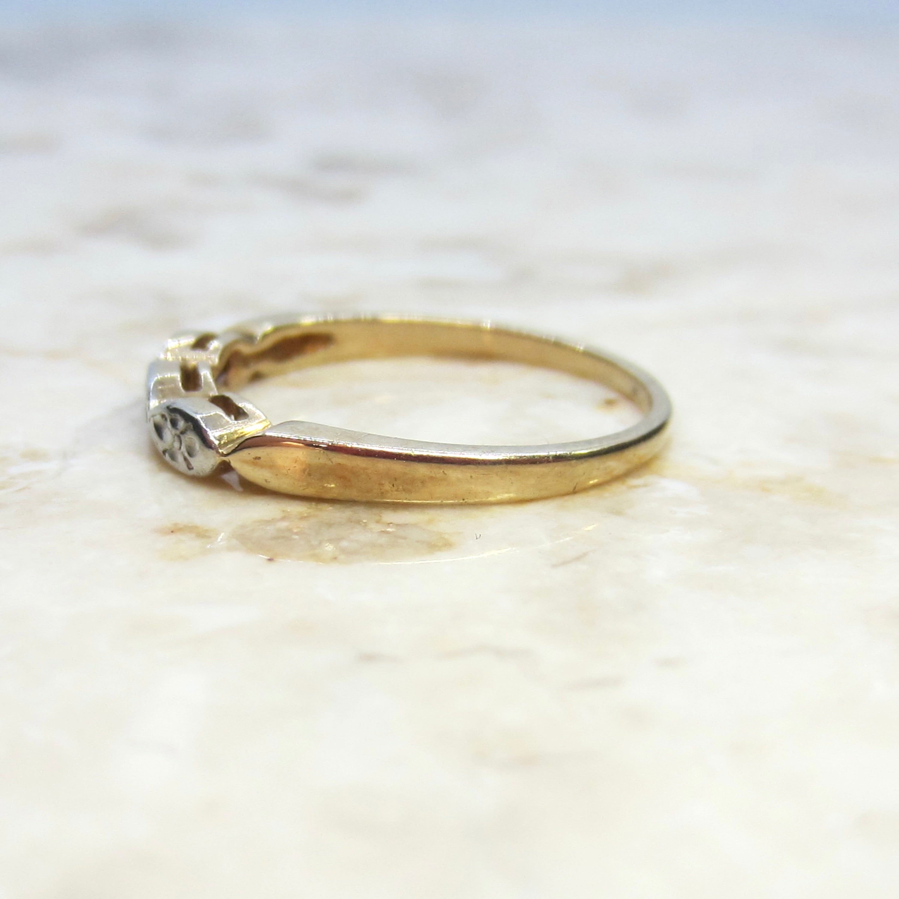 Vintage Art Deco 14k Gold Floral Band c.1930s