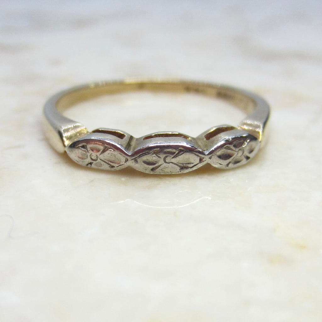 Vintage Art Deco 14k Gold Floral Band c.1930s