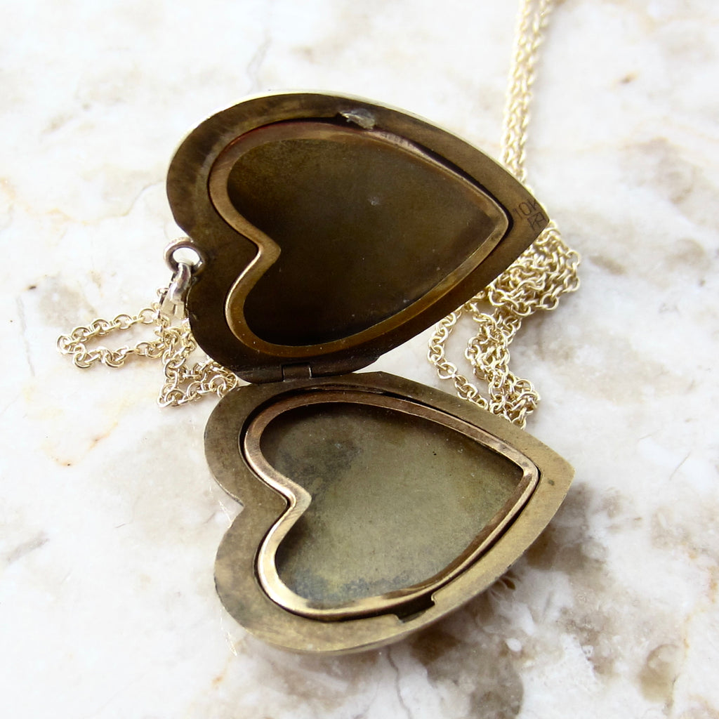 Vintage Sweetheart Locket 10k Gold Heart Photo Locket Necklace c.1940s
