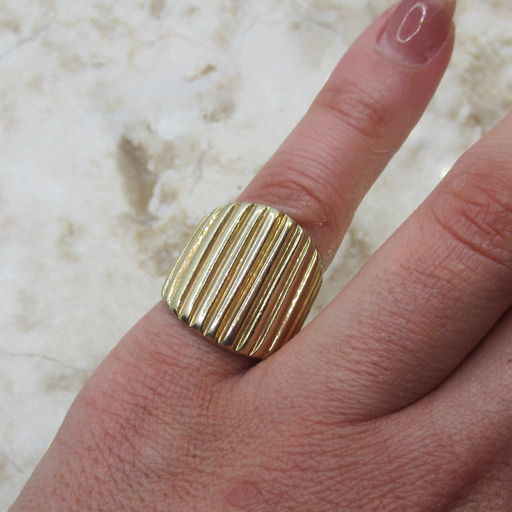 Vintage 14k Gold 15.81 Grams Heavy Ribbed Wide Band Ring c.1980s