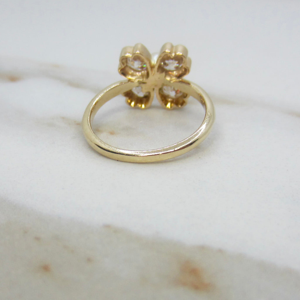 Vintage 14k Gold .80ctw Old Mine Cut Diamond and Cultured Pearl Flower Ring