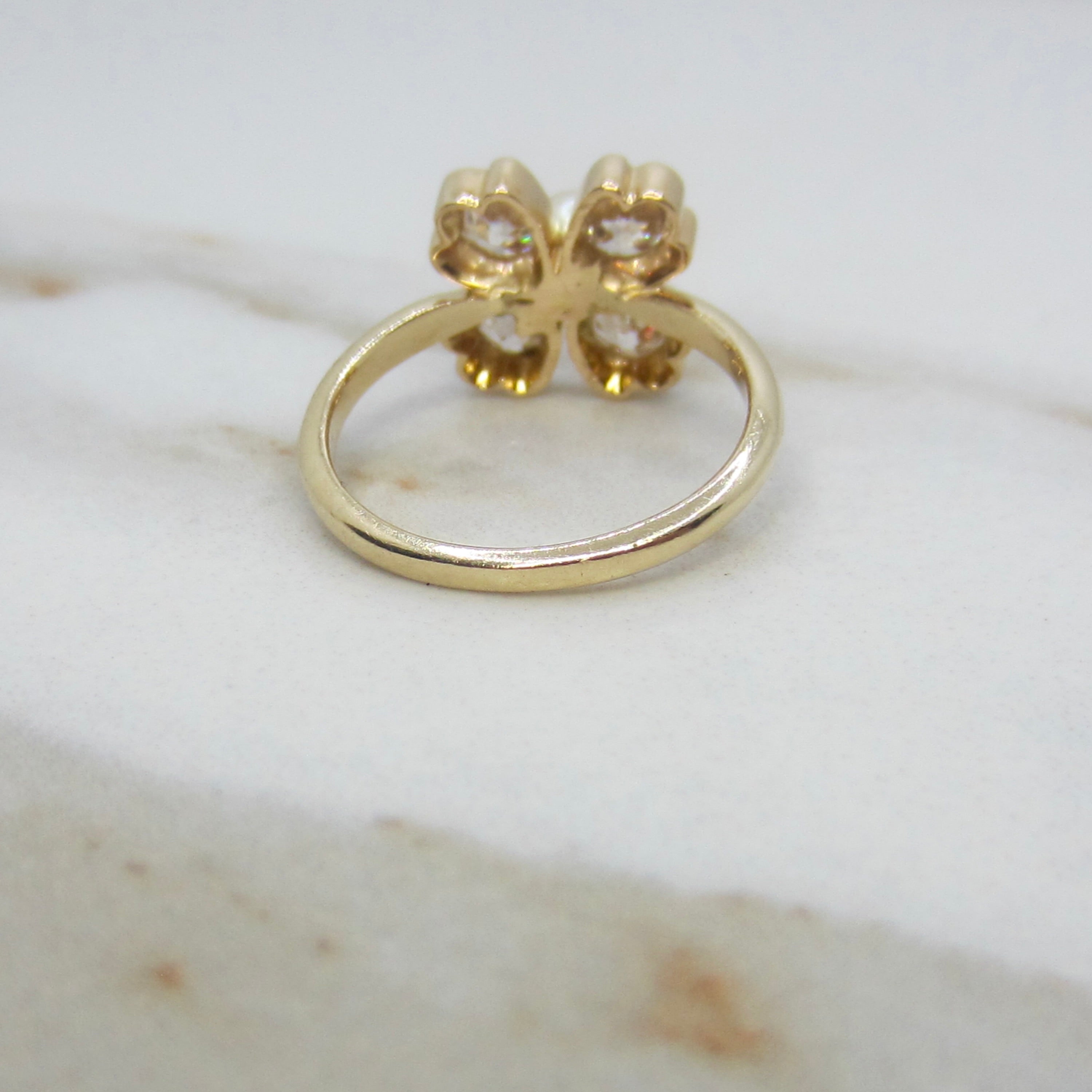 Vintage 14k Gold .80ctw Old Mine Cut Diamond and Cultured Pearl Flower Ring