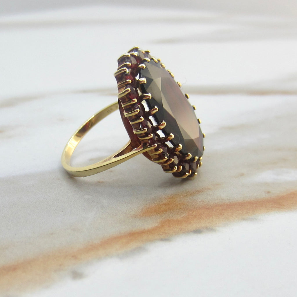 Vintage 14k Gold Large Garnet Cocktail Ring c.1970s