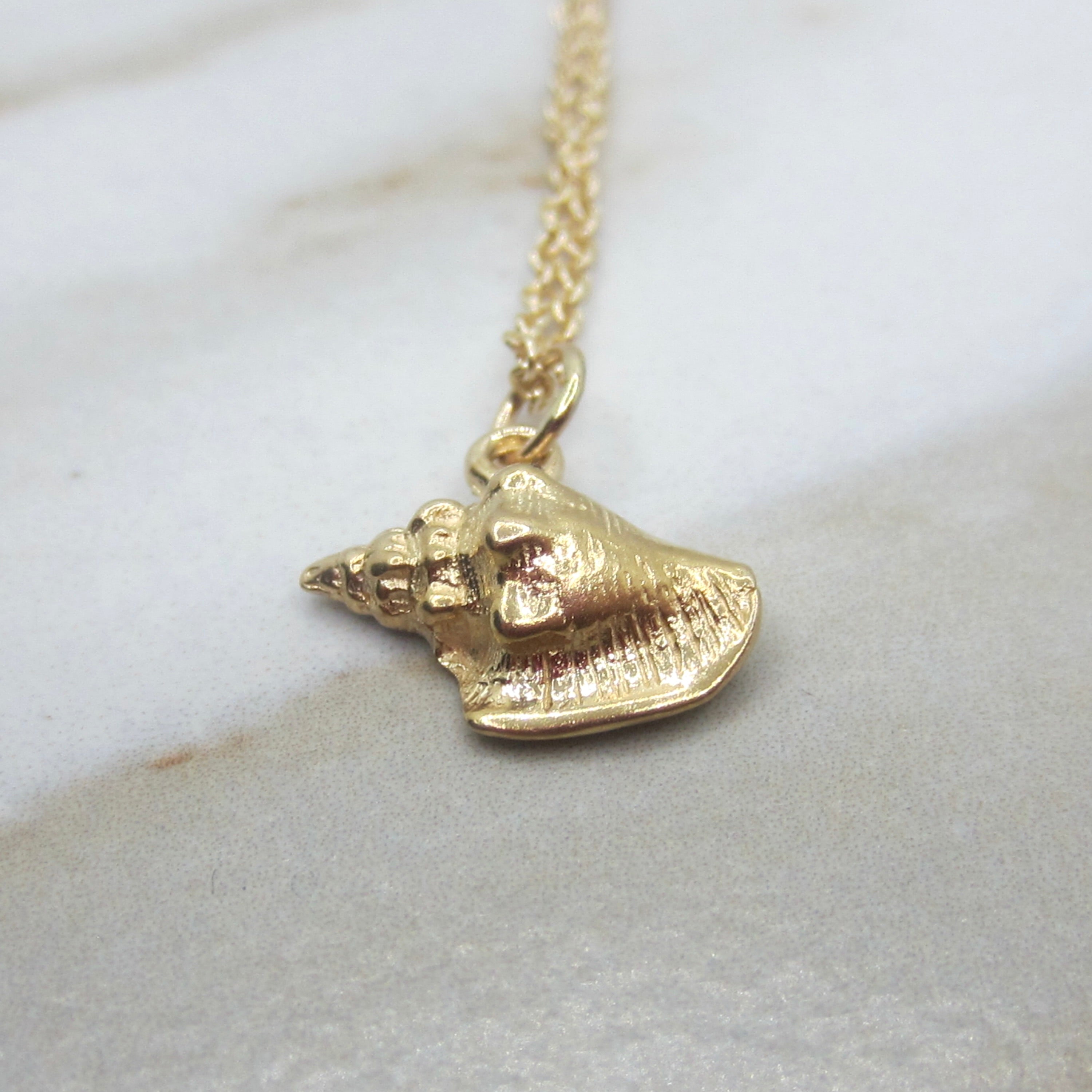 Vintage 14k Gold Conch Shell Charm c.1960s