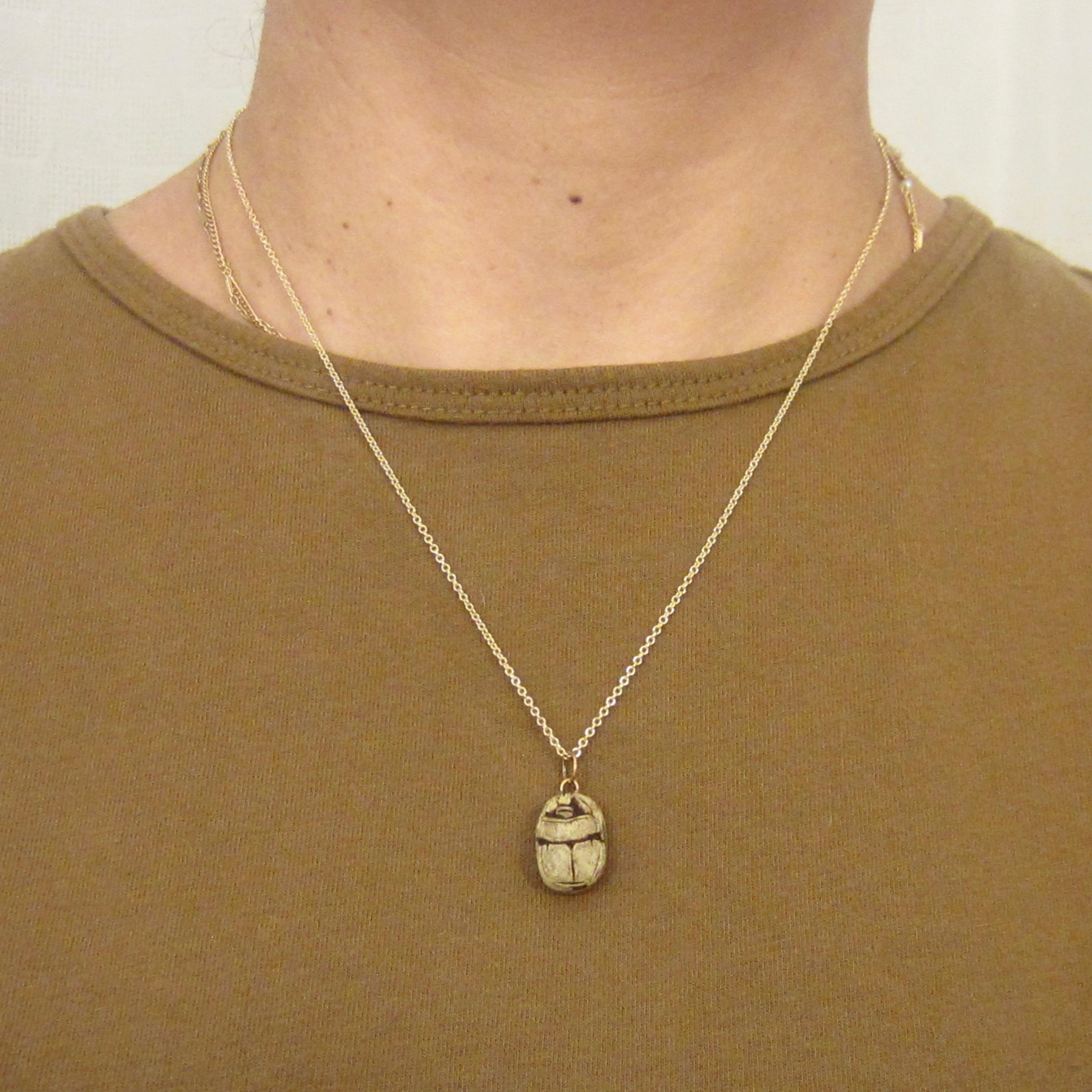Vintage Egyptian Scarab Charm Set in 14k Gold c.1970s