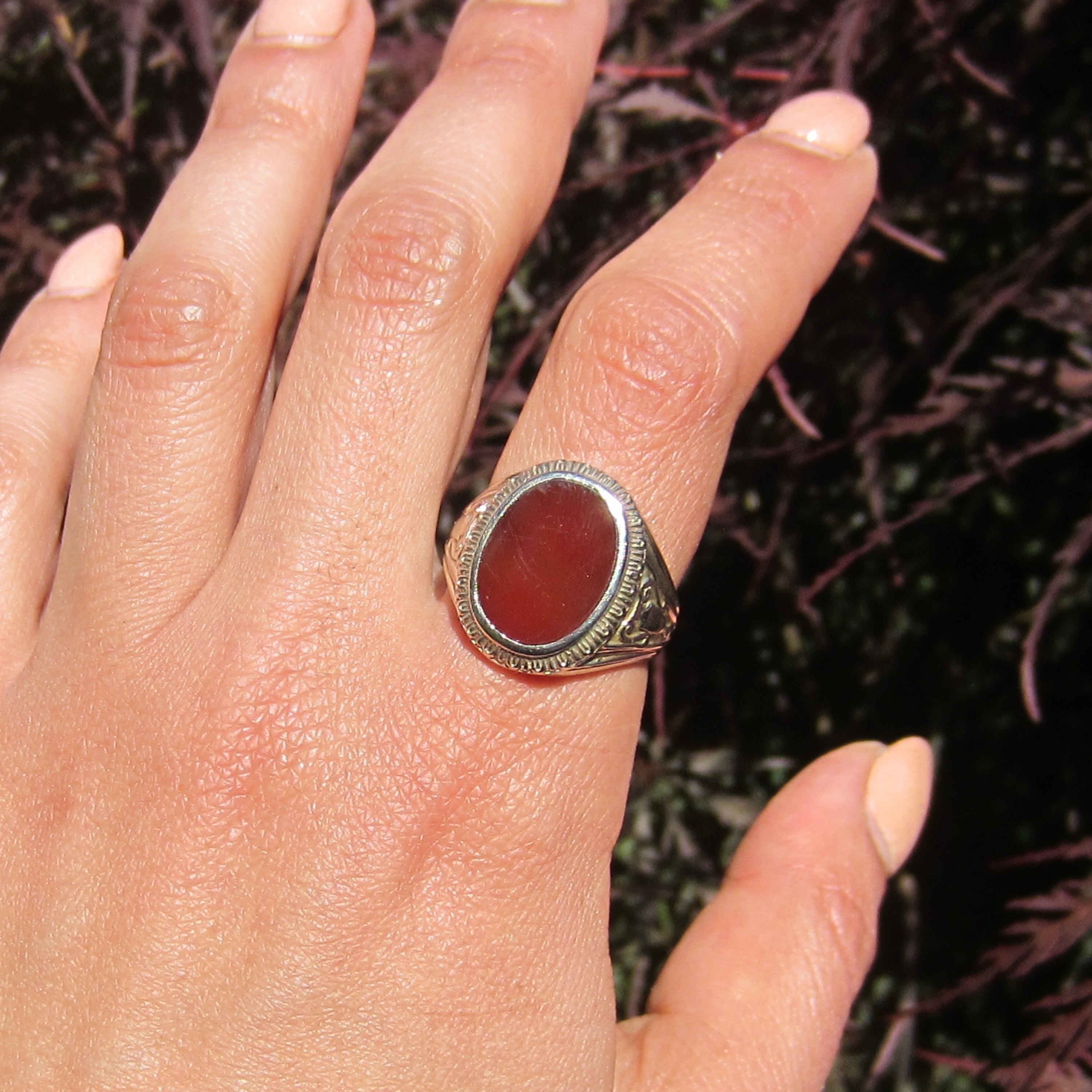 Vintage 14k White Gold Carnelian Signet Ring With Urn Details c.1940s
